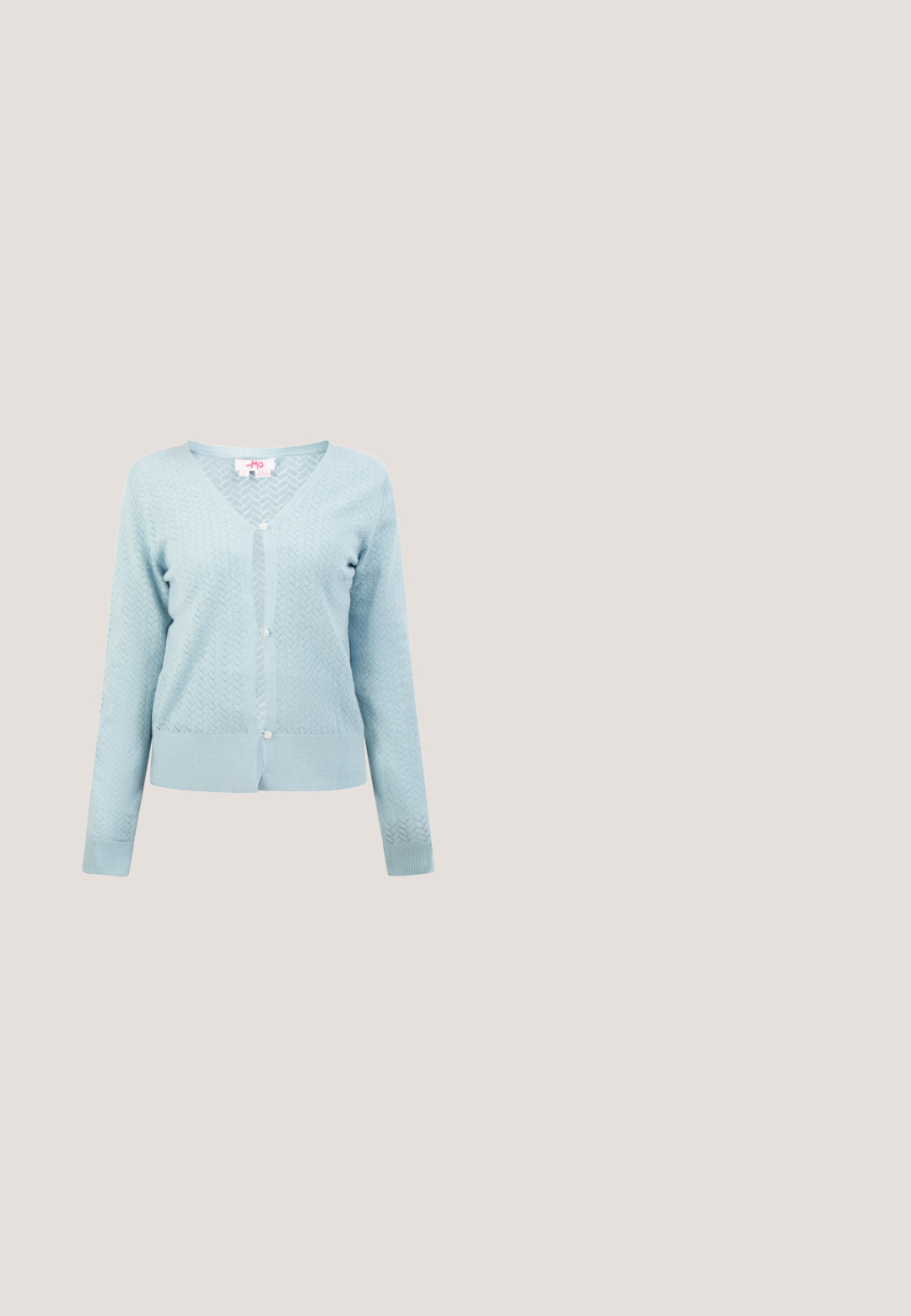 Hellblaues Strickcardigan mit V-Ausschnitt, Knopfverschluss und strukturiertem Rautenmuster, langen Ärmeln und gerippten Bündchen.; Helles blaues, kurzes Tanktop aus glattem Stoff mit dünnen Trägern. Auf der Vorderseite befindet sich ein weißes gesticktes Logo.; Graue Baumwollshorts mit einem elastischen Bund, die eine glatte Textur und ein einfaches Design aufweisen. Abgerundete Säume an den Beinen.; Niedrig geschnittener grauer und silberner Sneaker mit Mesh- und Wildlederpaneelen, klobiger weißer Sohle, Schnürverschluss und markiertem Streifendetail an der Seite.; Pepe Jeans GWENDOLYN - Handtasche - dazed blue; Verstellbares Armband mit kleinen runden türkis-, gold- und weißen Perlen, mit einem goldenen Vogelanhänger an einem Ende der helltürkisfarbenen Schnur.