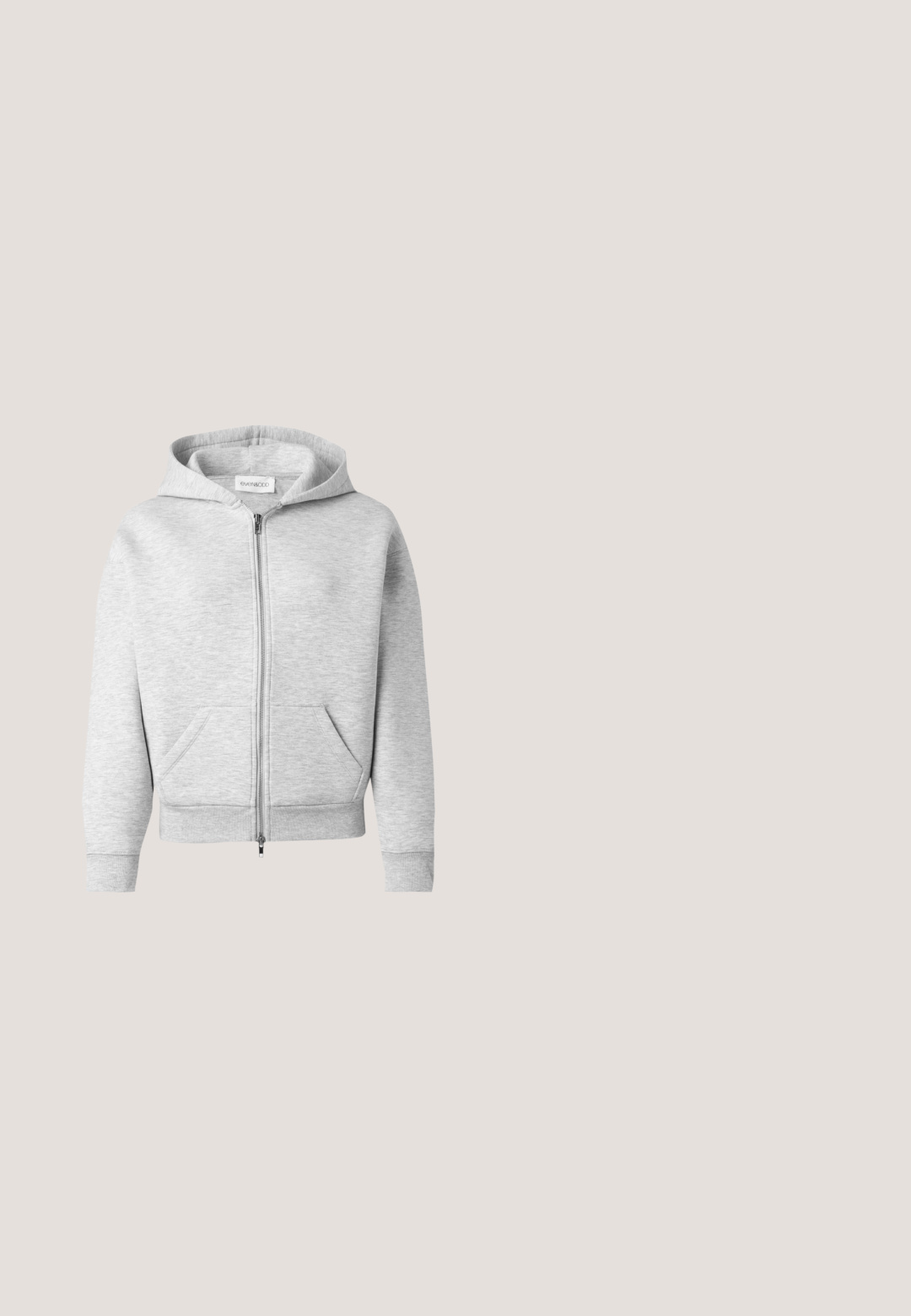 Sweat à capuche gris clair zippé, avec poches avant, manches longues, poignets et ourlet côtelés, et capuche avec cordon de serrage.; T-shirt en coton rouge à manches courtes, col rond, avec un grand logo en texte pailleté blanc "the gap" au centre. Design simple, sans motifs.; Gap Tall HERITAGE - Pantalon de survêtement - ruby wine; Baskets basses beiges avec semelle épaisse, bout perforé, col de talon rose et lacets brun foncé sur un fond gris clair uni.; Petit sac à bandoulière en cuir marron foncé avec bandoulière nouée et fermeture éclair supérieure, sur un fond clair uni.; Paire de boucles d’oreilles créoles en or poli avec des tiges fines et des fermoirs à charnière, présentées sur un fond gris clair uni.