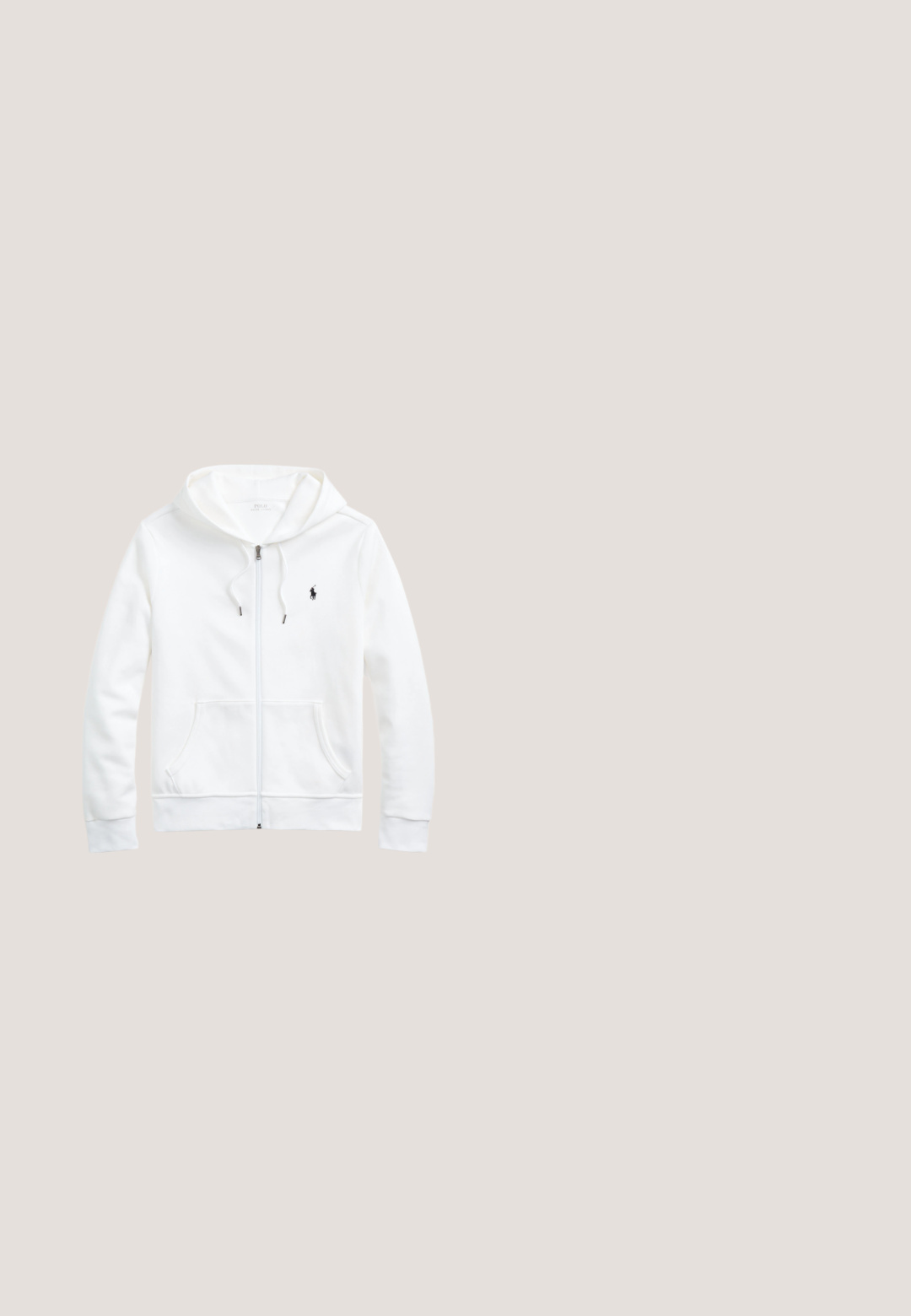 Hvid zip-up hoodie med snøre i hætten, frontlommer og et lille sort logo på venstre bryst. Blødt stof og afslappet pasform.; Ærmeløs lysegrøn polstret vest med lynlås foran og opretstående krave, med en lille broderet logo på brystet.; Rød polo skjorte lavet af bomuld, med klassisk krave, korte ærmer og et lille broderet logo på venstre bryst.; Lyserøde knælange bomuldsshorts med bæltestropper, en forreste knap og lynlås.; Grå træningssko med mesh- og ruskindsdesign, udstyret med hvide snørebånd og et sort logo på siden, sat på en ensfarvet baggrund.; Beige vævet bælte med et fladt remdesign, der har en spænde i sølvmetal samt et læderdetalje med mærkelogo.