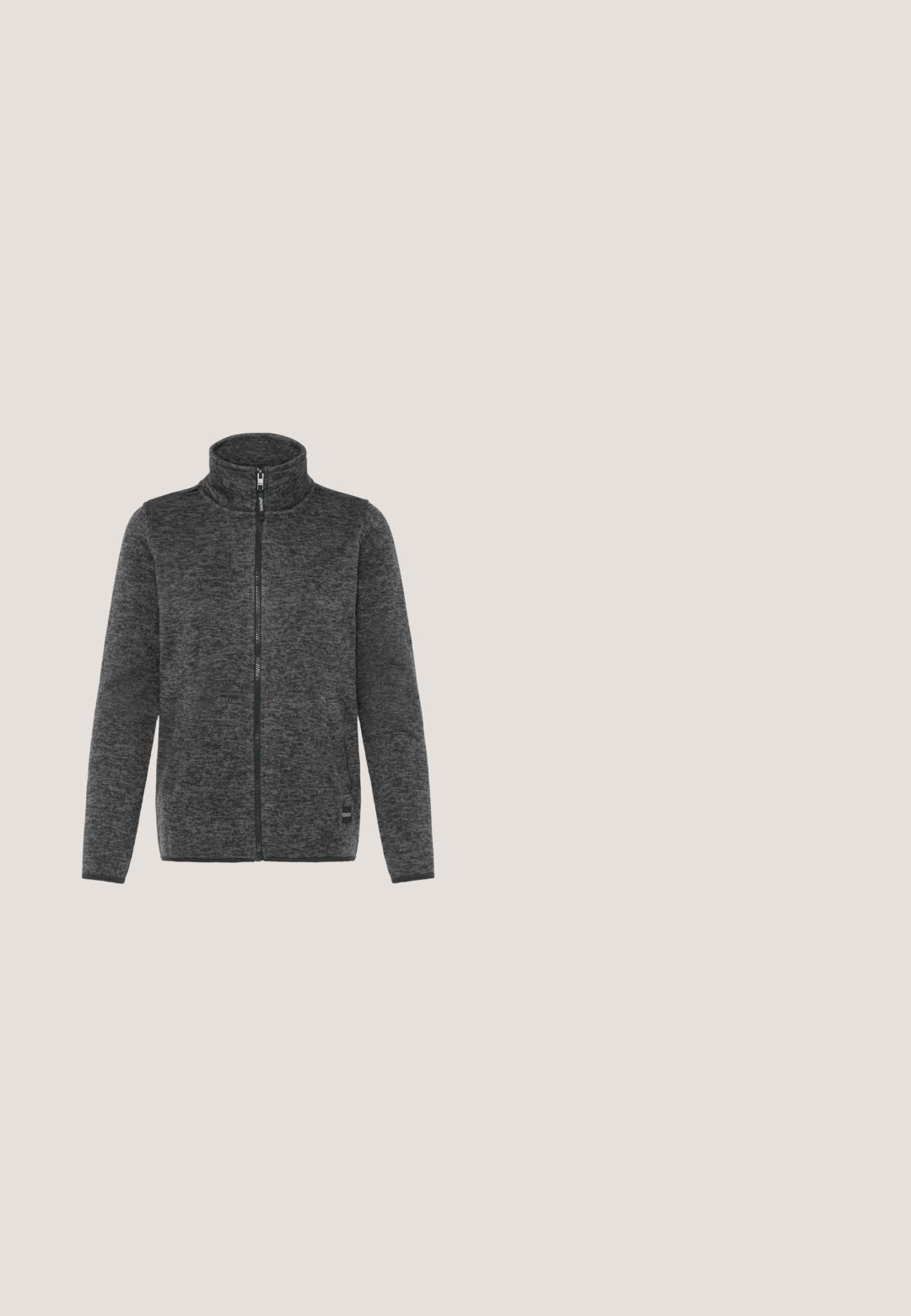Grauem Zip-Up-Fleece-Jacke mit hohem Kragen und langen Ärmeln, die ein strukturiertes Strickmuster und ein gesticktes Logo am Saum aufweist.; Grau zip-up Jacke mit hohem Kragen, aus strukturiertem Stoff. Verfügt über Seitentaschen und einen geschwungenen Saum. Logo auf der Brust gestickt.; Zwei Langarmoberteile in Grau und Marineblau mit gerippter Textur und rundem Halsausschnitt, übereinandergelegt mit dem grauen Oberteil oben.; Dunkelgraue Denim-Hosen mit geradem Bein, frontalen Taschen und einem Knopfverschluss. Das Material hat eine glatte Textur und minimale Hardware-Details.; Schwarze Sneakers mit glänzenden und matten Texturen, ausgestattet mit einem seitlichen Reißverschluss, abgerundeter Zehenpartie und einer tanfarbenen, profilierten Sohle. Akzente sind metallische Details.; Grau über der Schulter Tasche mit strukturiertem Netzstoff, ausgestattet mit einem gelben Reißverschlussakzent und verstellbarem grauen Schultergurt; schlankes rechteckiges Design.
