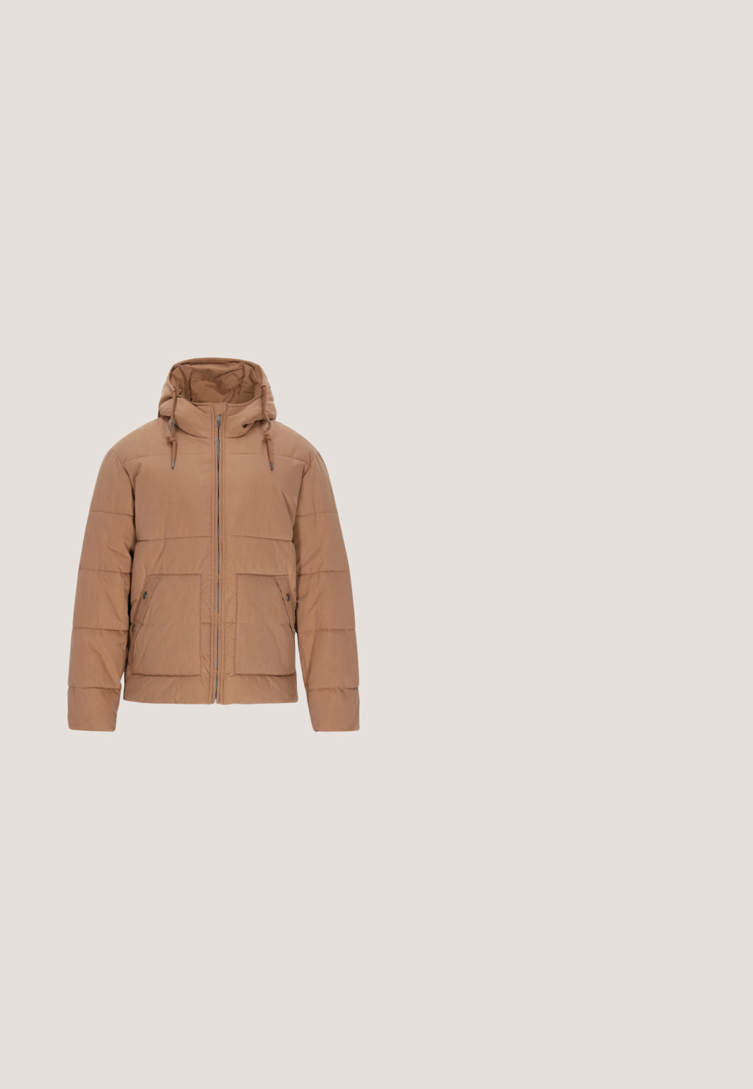 Braune isolierte Pufferjacke mit Kapuze, zwei Fronttaschen, einem durchgehenden Reißverschluss und einer gesteppten Textur.; Brauner Pullover mit hohem Kragen und Viertelreißverschluss, gefertigt aus einem weichen Strickmaterial; verfügt über lange Ärmel und gerippte Bündchen und Saum.; Braunes T-Shirt mit kurzen Ärmeln aus weichem Stoff, mit rundem Ausschnitt und weiter Passform sowie geradem Saum. Minimalistisches Design, ohne Muster.; Braune, gerade geschnittene Hosen aus einem glatten Stoff, mit einem breiten elastischen Bund, der zwei dekorative Knöpfe und vordere Falten aufweist.; Braunes Leder-Schuhwerk mit klassischem Design, ausgestattet mit einer Schnürung, grünen Akzenten und einer robusten schwarzen Gummi-Sohle. GORE-TEX®-Label sichtbar.; Braune Umhängetasche mit verstellbarem dunkelbraunem Stoffriemen und Lederapplikationen, mit Reißverschluss und ALDO-Logo vorne.
