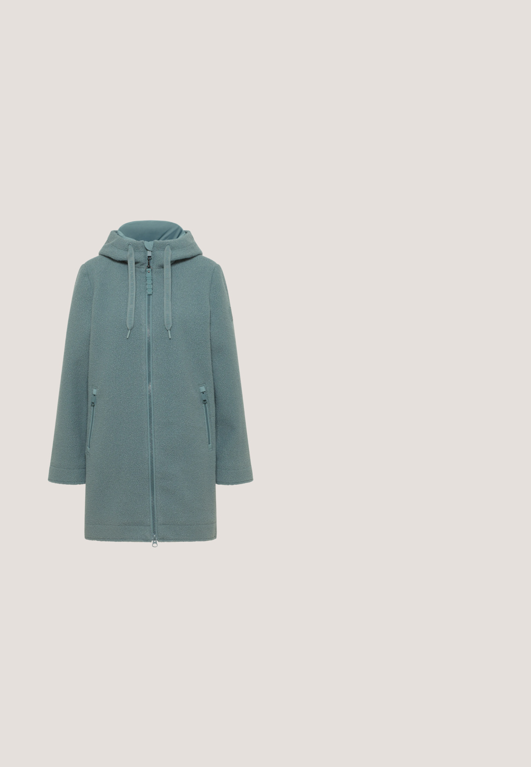 Helle blaue Fleece-Jacke mit Kapuze, vorderem Reißverschluss und seitlichen Reißverschlusstaschen, mit Zugbändern an der Kapuze.; Hellblaues Sweatshirt mit einem strukturierten Muster, weiten Ärmeln und einem Rundhalsausschnitt. Hergestellt aus einem weichen Stoff mit entspanntem Schnitt.; Hellblaues T-Shirt mit kurzen Ärmeln und zwei weißen Hunden, die sich auf der Vorderseite gegenüberstehen, gefertigt aus kleinen funkelnden Perlen.; Blaue Jeans mit geradem Bein, vorderen Taschen, Gürtelschlaufen und Knopfverschluss, dargestellt vor weißem Hintergrund.; Jana SNEAKER - Sneaker low - sky; VENEZIA Handtasche - light blue