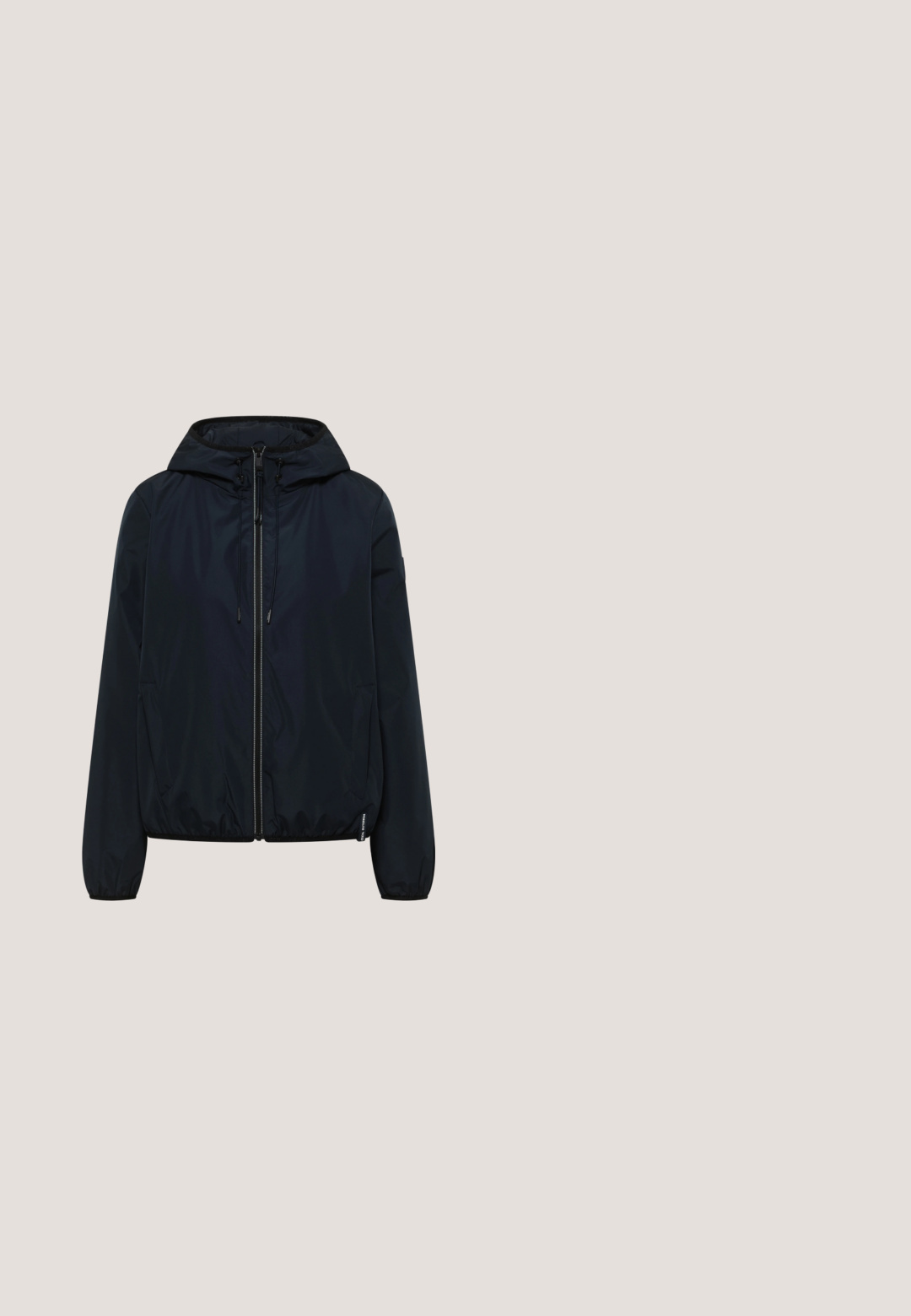 Zwarte capuchonjack met ritssluiting, trekkoorden, zijzakken, elastische manchetten en een licht geplooemde zoom.; Marineblauwe hoodie met lange mouwen, een trekkoord aan de zoom en geribbelde manchetten, afgebeeld op een witte achtergrond.; Marineblauw mouwloos topje van glad katoen, met een ronde halslijn en een aansluitend ontwerp zonder versieringen. Casual en veelzijdig.; Donkerblauwe wijde broek van zacht, rekbaar stof. Heeft een elastische tailleband en zijzakken voor extra gemak.; Josef Seibel SNEAKER - Sneakers laag - dunkelblau; Zwarte leren crossbodyhandtas met een zilverkleurig ritssluitingvak aan de voorkant, verstelbare band en rechthoekig metalen merketiket aan de onderkant.