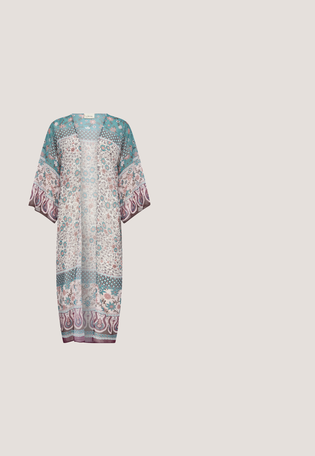 Doorzichtig kimono in teal, crème en mauve met bloemen- en paisleypatronen, open voorkant en wijde mouwen. Lichte stof met een vloeiende uitstraling.; Lichtroze t-shirt met korte mouwen en een ronde halslijn, gemaakt van zachte stof met een subtiele gemêleerde textuur.; Lichtroze, wijde broek met een elastische tailleband en een gladde textuur, met een eenvoudig, onversierd ontwerp.; Hakken sandalen met een bloempatroon in pastelkleuren, voorzien van een gestructureerde jute wikkeling rond de hiel en een verstelbare enkelband.; Bruine, doorschijnende zonnebril met vierkante montuur en donkere gradiëntlenzen, rustend op een lichte ondergrond.; Delicaat gouden armband met kleine ronde schijfbedels gelijkmatig verdeeld, met een karabijnsluiting en verstelbare verlenging.
