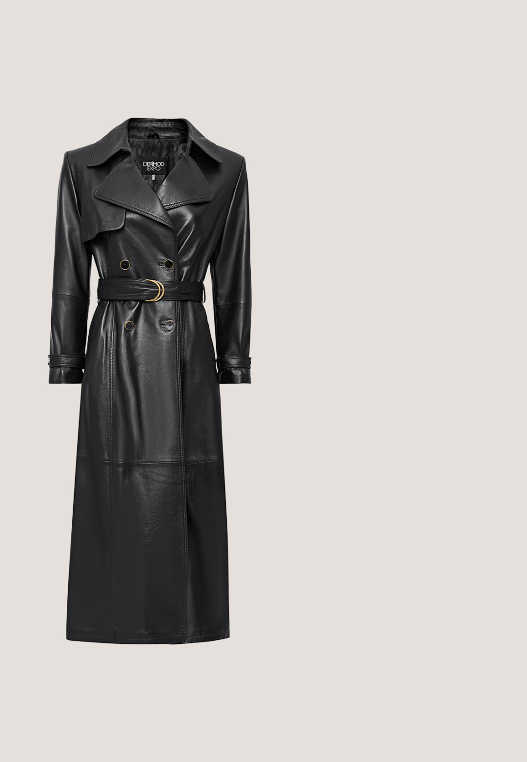 Sort læder trench coat med bælte i taljen, store revers og dobbeltbrystede knapper. Glat tekstur med en lang, lige silhuet.; Sort ærmeløs tanktop lavet af bomuld, med en rund halsudskæring og en ensfarvet farve uden mønstre eller accenter.; Sorte formelle bukser med lige ben, bæltestropper og sidelommer, lagt fladt på en hvid baggrund.; Sorte læder lavhælede pumps med spidse tæer, ankelrem og struktureret finish. Simpelt design med en robust blokhæl.; Sort ruskinds crossover taske med læderdetaljer. Har en metallisk loop-lukning og topstikning. Kompakt rektangulær form.; Armbånd i guld-tone med aflange papirklips-links og en række af fem klare krystaller. Inkluderer en lås og justerbar kædeforlængelse.