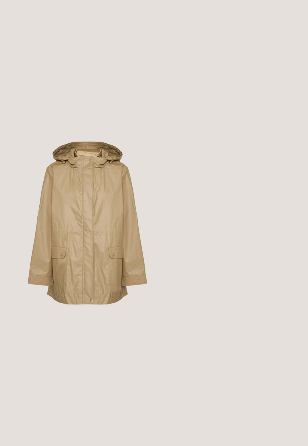 Beige vandtæt jakke med hætte, der har lynlås foran, to forlommer og en afslappet silhuet. Glat, letvægtsstof.; Gul kabelstrikket sweater med rund hals og lange ærmer, med en lille blå broderet hestelogo på venstre bryst.; Lyserød kortærmet polo med fire knapper og mørkeblå broderet logo på venstre bryst.; Lyse olivengrønne bukser lavet af bomuld, med elastisk talje, plisseringer og lige ben. Blød tekstur med minimale detaljer.; Hvid lavtop sneaker med beige ruskind detaljer, snørelukning, tekstureret sål og GANT-logo på siden.; Rød lædertaske med to håndtag, lynlås og en struktureret finish. Stor, rektangulær form, velegnet til daglig brug.