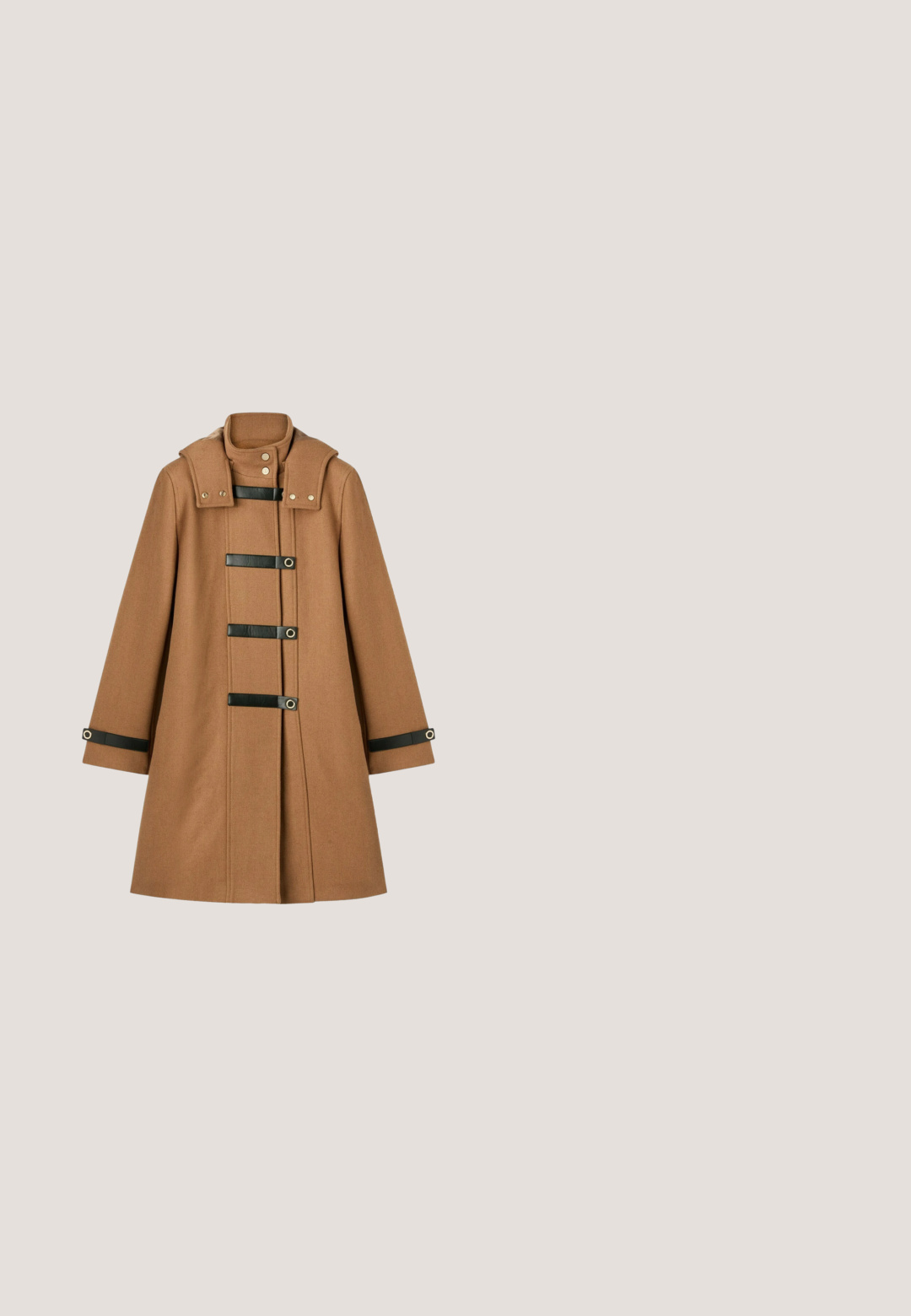Brun uldfrakke med et struktureret design, der har høj krave, sorte kunstlæderdetaljer og tre sorte knaplukninger.; Beige strikket top med korte ærmer, der har en dekorativ lomme, teksturerede mønstre og en blondeoverlægning ved kanten.; Mørkebrun ruskind knæhøj støvle med flad stablet hæl og let slækken skaft på hvid baggrund.; Brune skildpadde-solbriller med en overdimensioneret firkantet form. Gradient brune linser. Guldaccenter på stellet. Glat plastoverflade.; Brun ruskind skuldertaske med ternet mønster, pompomkvaster, gulddetaljer og klaplukning.; Brunt ruskindbælte med gyldne nitter og lange frynser, der hænger fra midten, fastgjort med flere trykknapper.