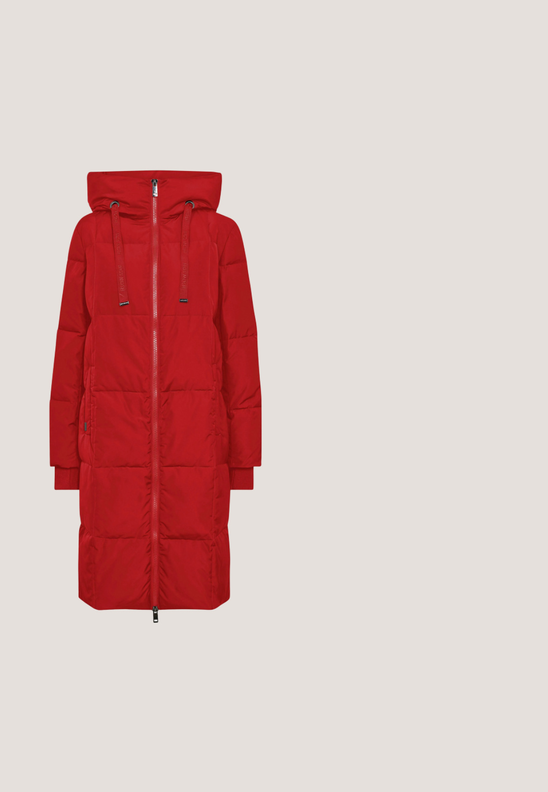 Manteau matelassé rouge avec fermeture éclair à l'avant, grande capuche et cordons de serrage. Comprend des manches longues et des poignets côtelés. Texture lisse et design jusqu'aux cuisses.; Pull rouge léger à manches longues avec un décolleté en V. Fabriqué en tissu doux, il présente des poignets et un ourlet côtelés pour un look ajusté.; Pantalons larges rouges avec un devant plat, une coupe ajustée, un tissu lisse et sans fermetures ni poches visibles.; Mocassin en suède rouge avec un bout arrondi, doté d'une accentuation en boucle métallique et d'une semelle en caoutchouc texturé pour une meilleure adhérence.; Sac à épaule en cuir rouge avec un haut incurvé, une seule bandoulière et un fermoir central doré à fermeture tourniquet.; DIAMANT L'ÉTERNEL 9 KARAT 375 CREATED-RUBY - Boucles d'oreilles - yellow