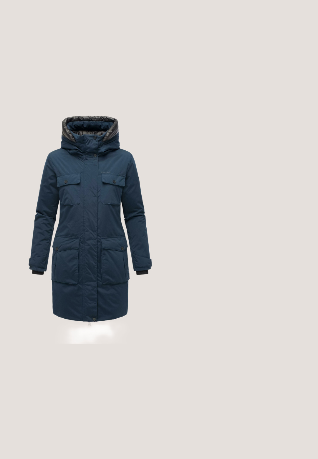 Mørkeblå parka-jakke med hætte, to brystlommer, to forlommer og ribbede manchetter, lavet af isoleret stof for varme.; Navyblå kabelstrikket cardigan med V-hals, fire knapper, ribstrikkede ærmegab og kant samt lille broderet logo på venstre bryst.; Hvid langærmet skjorte med vandrette navyblå striber og rund halsudskæring, vist fladt på en hvid baggrund.; Blå denim flare jeans med en mid-rise talje, har stikninger, to frontlommer og en baglomme.; Marineblå ruskinds sneaker med hvide detaljer, struktureret overflade og en dekorativ lynlås. Har en tyk gummisål og snørebåndsfront.; Emily & Noah EMILY & NOAH SHOPPER E&N ESTHER - Håndtasker - blue