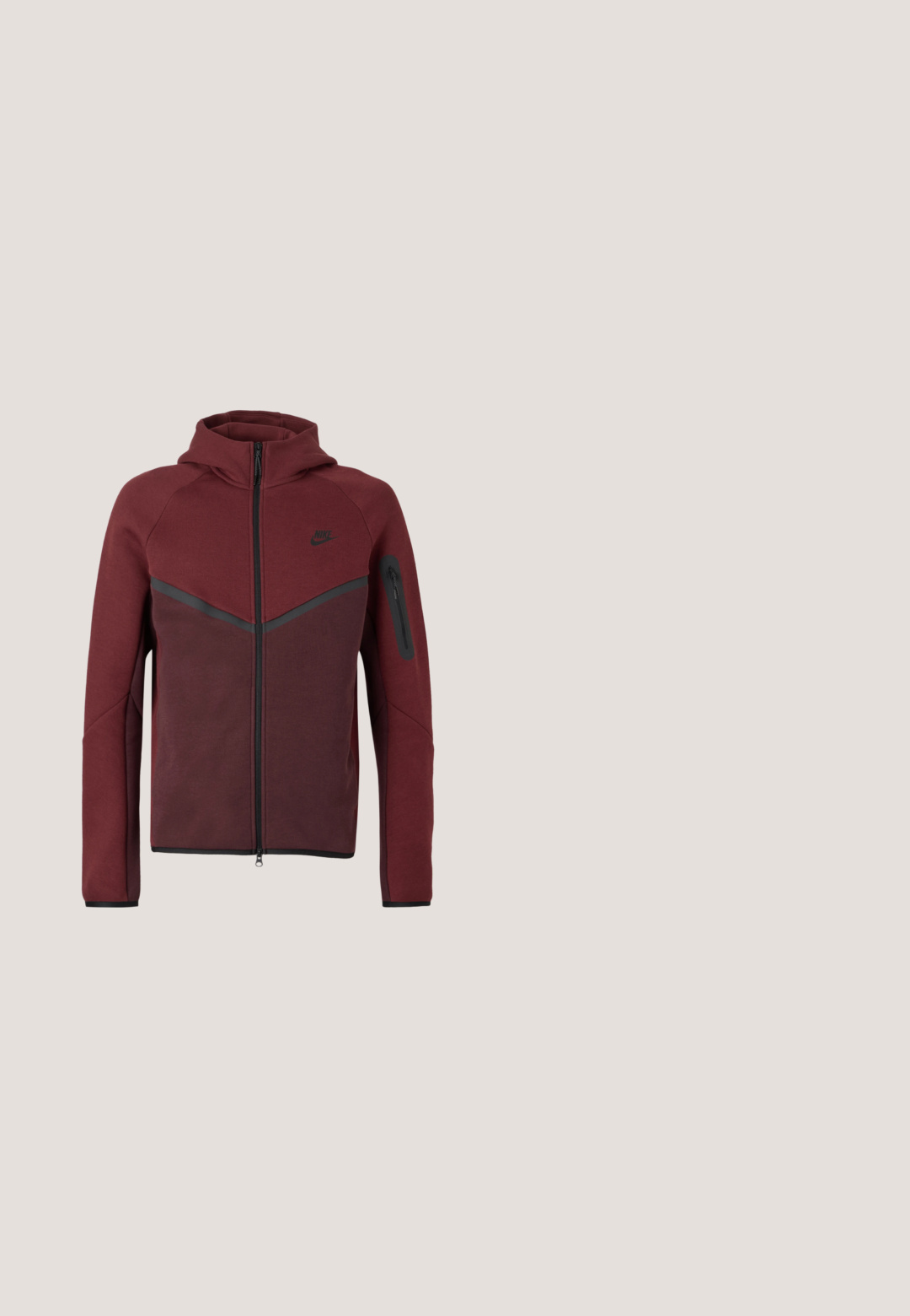 Sudadera con cremallera color burdeos y capucha, con acentos negros y un bolsillo con cremallera lateral. Está hecha de un material suave y texturizado con un diseño de bloques de color.; Sudadera con capucha de algodón gris claro con un bolsillo frontal, que presenta un gran logo rojo "JUST DO IT" y el gráfico del Swoosh de Nike en el pecho.; Camiseta negra de manga corta con logo en forma de hexágono que presenta un swoosh blanco de Nike y un panel rojo con el texto "NIKE" en el pecho.; Pantalones jogger Nike de color gris oscuro con cordón en la cintura, bolsillo lateral con cremallera, piernas ajustadas y puños acanalados sobre un fondo blanco.; Zapatillas de running negras con un upper sintético liso, detalles perforados, paneles laterales texturizados y una suela distintiva y elástica.; Bolso cruzado de nylon negro con un parche de logo texturizado, cierre de cremallera y correa ajustable con un cierre en tono plateado.