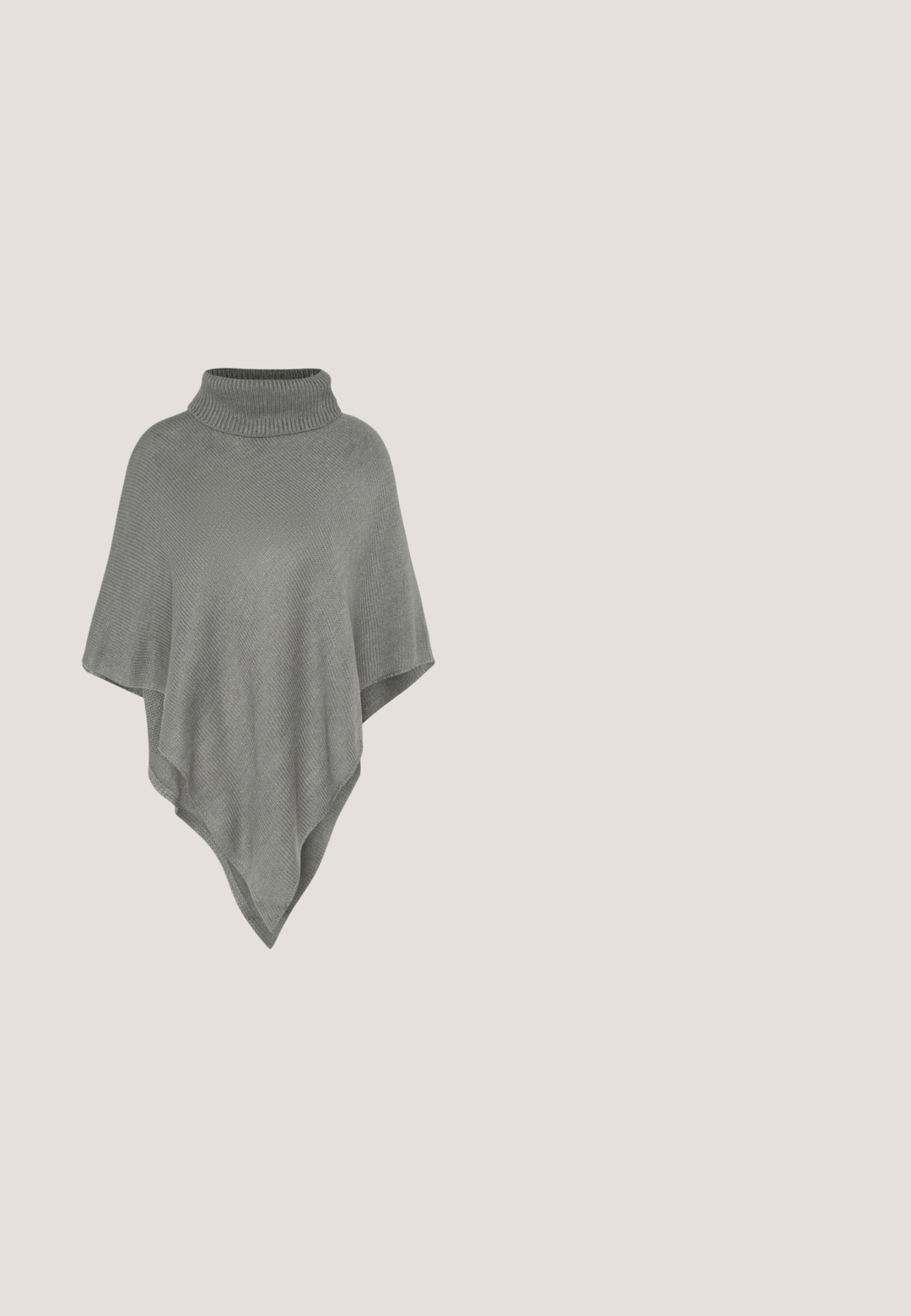 Lys grå poncho med en høj, ribbet krave. Har et struktureret strikmønster og en flydende, triangular form, der hænger ned.; Sort striktrøje med rund hals, lange pufærmer samt ribstrikkede manchetter og kant. Blød tekstur med minimalistisk design.; ONLY ONLJENNA ZIP PANT  - Bukser - black; Sorte ankelstøvler med en strækbart stofoverdel, spids tå og en sidelukning med lynlås, sat på en slank, høj hæl.; Sort håndtaske med krokodilletekstur, rektangulært form, topklap og et enkelt kort håndtag.; Et par sølv hoopsøreringe med subtile graveringer, placeret på en ensfarvet hvid baggrund.
