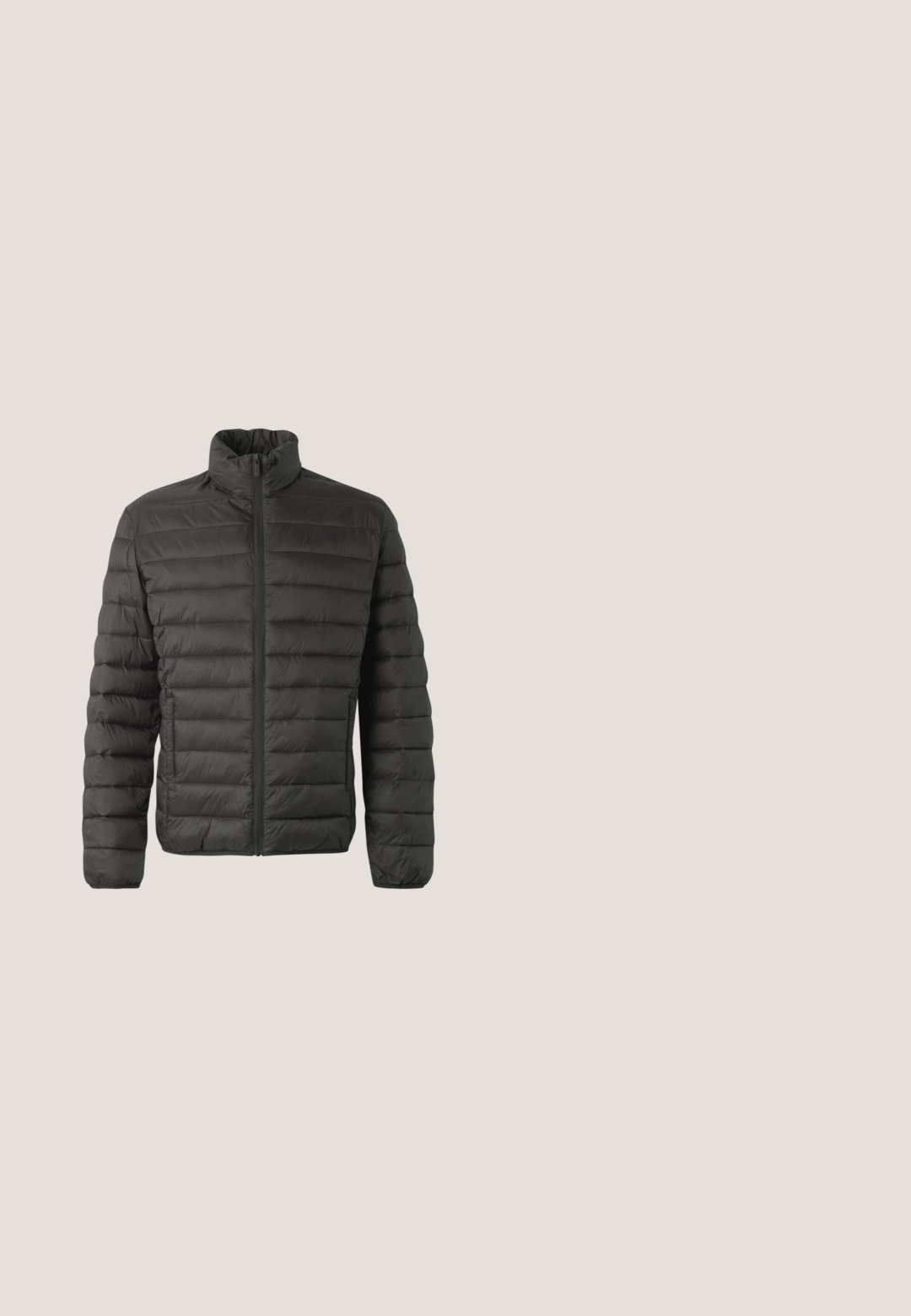 Only & Sons ONSGAVIN LIFE LIGHT JACKET - Ελαφρύ μπουφάν - black; Ανοιχτό γκρι φούτερ με καγκουρό τσέπη, κουκούλα με κορδόνι και κεντημένο κείμενο σε μαύρο χρώμα μπροστά. Ύφασμα μείγματός βαμβακιού, ριμπ μανσέτες.; Λευκό κοντομάνικο μπλουζάκι από βαμβάκι. Σχέδιο με στρογγυλή λαιμόκοψη και καμπυλωτό στρίφωμα. Ετικέτα ορατή στην κάτω αριστερή πλευρά. Λείος υφασμάτινος χαρακτήρας.; Μαύρα παντελόνια με ίσια γραμμή, με μπροστινές τσέπες, κλείσιμο με κουμπί και βρόχους ζώνης, τοποθετημένα σε λευκό φόντο.; Λευκό αθλητικό παπούτσι με μαύρες και γκρί λεπτομέρειες, featuring ένα υφή γκρί καλύμμα δαχτύλου, μαύρη καουτσούκ σόλα και επίπεδες λευκές κορδόνες. Καθαρός σχεδιασμός, μινιμαλιστικό στυλ.; Μαύρη τσάντα ταχυδρόμου από νάιλον με ρυθμιζόμενο ιμάντα, επίπεδο σχεδιασμό και πλαϊνή ετικέτα με λογότυπο. Λείο υλικό και μίνιμαλ στυλ.