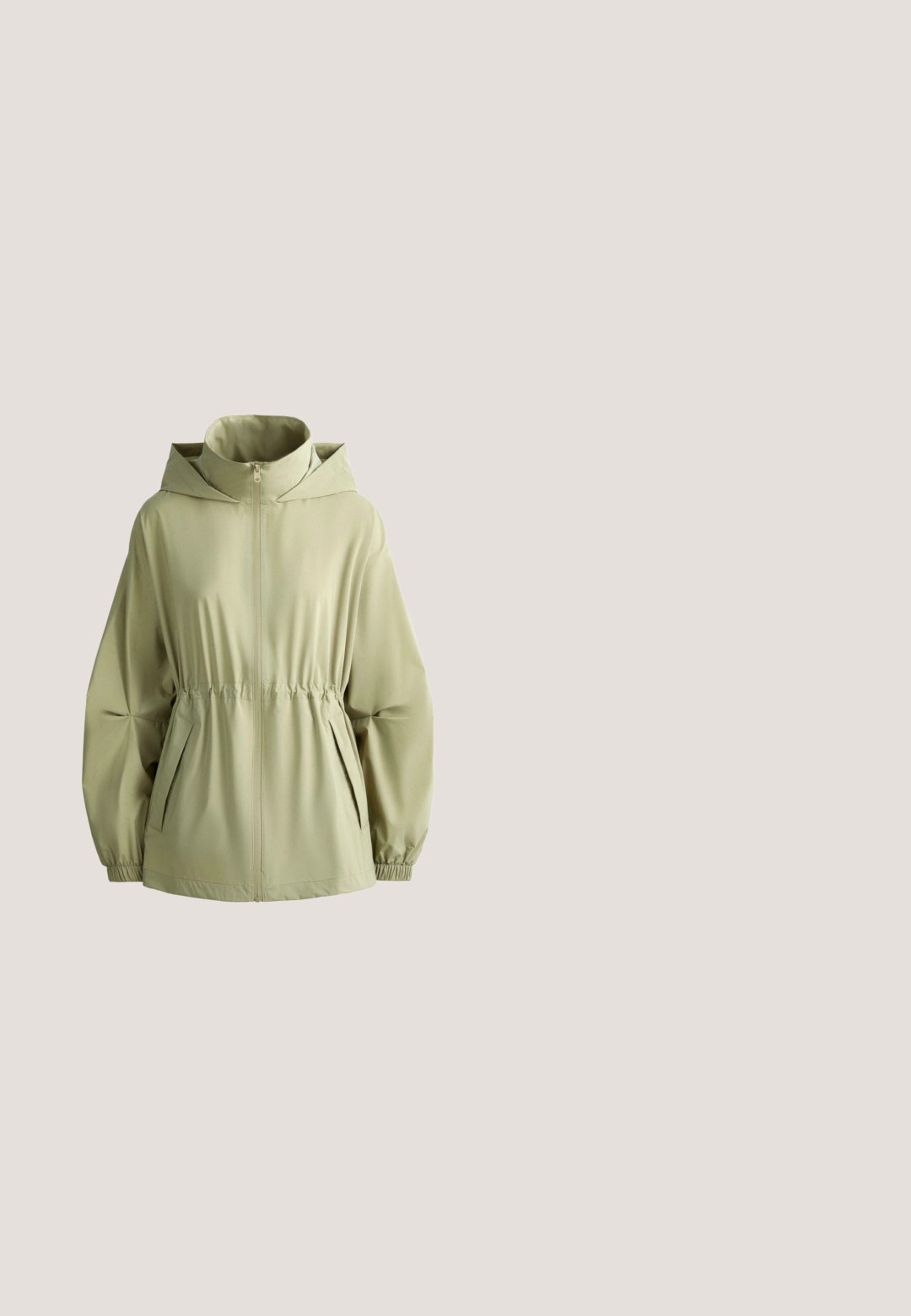 Hellgrüne Kapuzenjacke mit durchgehendem Reißverschluss, elastischem Bund und Bündchen sowie zwei Fronttaschen.; Weißes Adidas Langarmshirt mit schwarzen Netzärmeln, schwarzem Adidas-Logo und Schriftzug auf der Brust sowie drei schwarzen Streifen auf den Schulternärmeln.; Schwarzer Sportrock mit elastischem Bund, der an einer Seite drei weiße Streifen und ein Adidas-Logo-Patch aufweist. Glatte Stoffoberfläche.; Beige, gesteppter, wasserdichter Winterstiefel mit dickem Profil, seitlichen Schnürsenkeln und einem Kordelzugverschluss oben.; Graue Adidas Schultertasche aus Stoff mit schwarzem verstellbarem Riemen und einer Frontklappe mit Adidas-Logo-Patch.; Silberne Schlangenkette mit Karabinerverschluss und verstellbarer Verlängerungskette, die in einem kleinen, pfeilförmigen Anhänger endet.