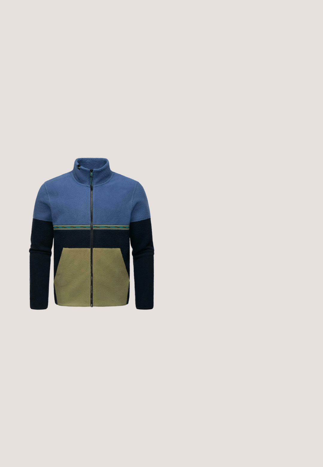 Fleecejakke med høj krave, lynlåslukning, blå overdel, mørkeblå ærmer og en khaki-forlomme med kontrasterende stribet detalje.; Brun Vans t-shirt med en grafik af et skelet, der holder en telefon, og teksten "CALL NOW!" over det.; Grå joggingbukser lavet af blødt stof, med elastisk talje med snøre, tilspidsede ben og en lille hvid logo på siden.; Sorte læder ankelstøvle med gyldne øjer, brune detaljer og gummisål. Har en polstret krave og præget logo på siden.; Timberland INIETTATO  - Solbriller - glossy black dark green; Sort og grønternet duffeltaske med dobbelte lynlåse, bløde håndtag, aftagelig rem og forstærkede sorte hjørner. Indeholder logodetalje.