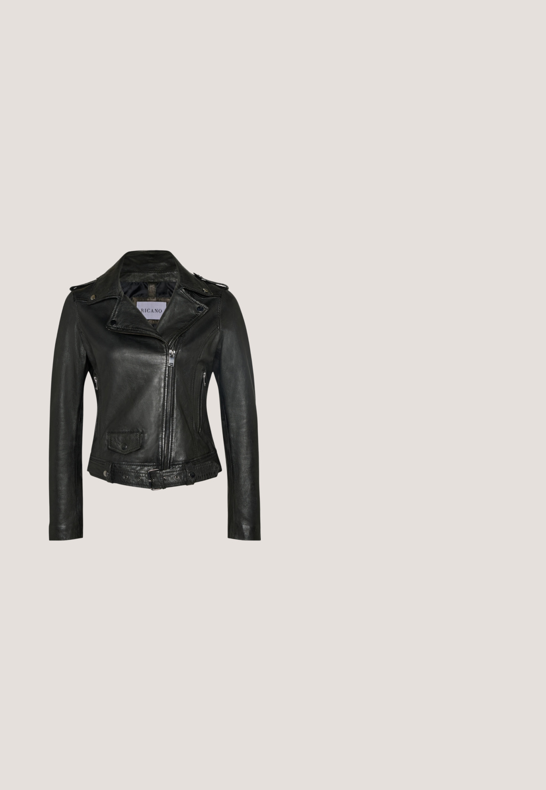 Zwarte leren motorjack met een brede kraag, diagonale rits, zijzakken en een gestructureerde afwerking. Voorzien van een ceintuur in de taille.; Zwart T-shirt met korte mouwen en ronde hals in maat XS met "Urban Classics" label aan de binnenkant van de kraag.; Rode geruite skinny jeans met een aansluitend ontwerp, voorzien van gele en zwarte lijnen, een knoopsluiting en standaard voorkeurluizen.; Zwarte leren veterschoenen tot de enkel met een stevige platformzool, voorzien van metalen oogjes en een stoffen trekband aan de achterkant. Geweven afwerking.; Zilveren ketting met grote ovale schakels en een ronde sluiting op een witte achtergrond.; The Kooples Riem - black