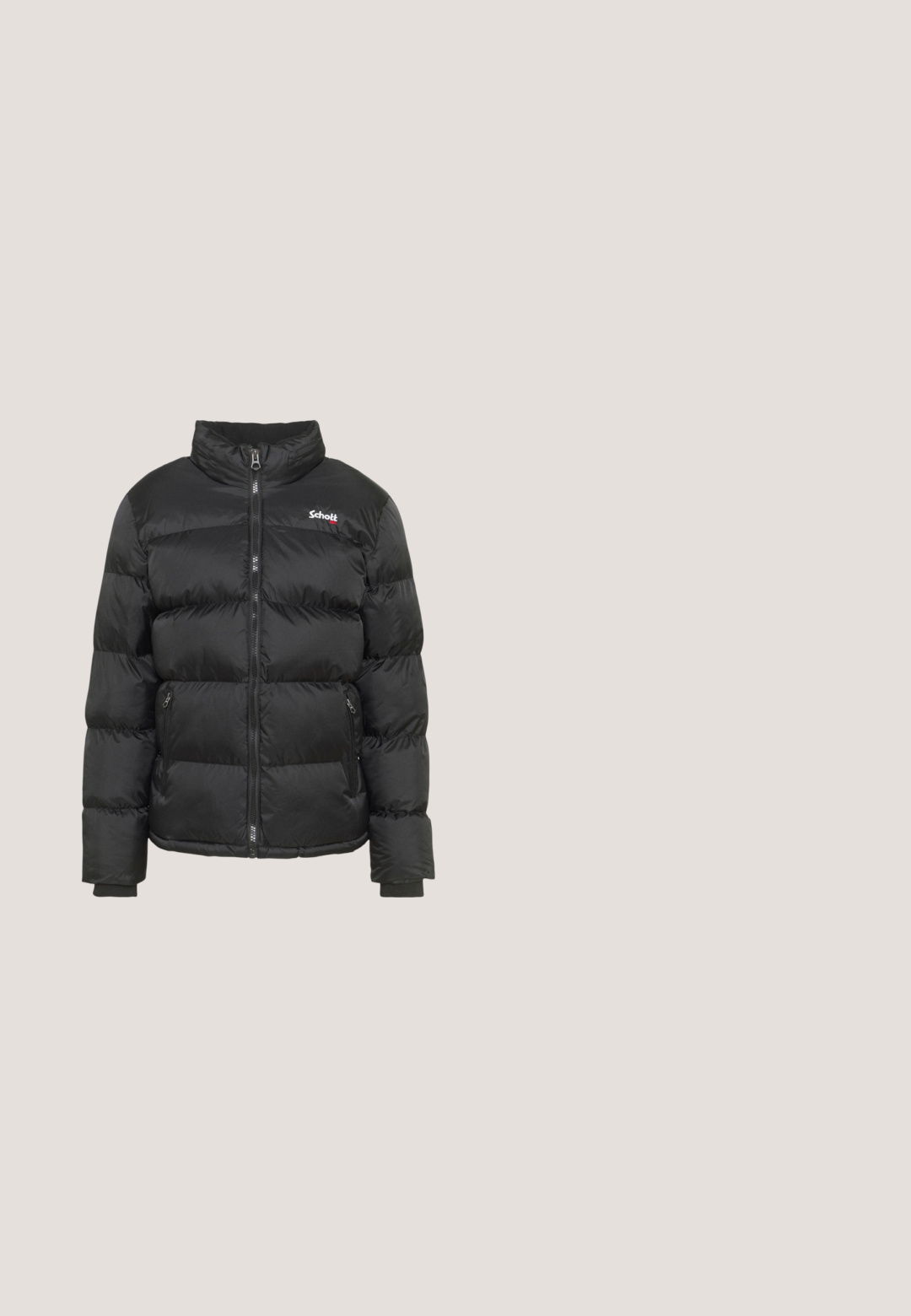 Schott IDAHO - Winterjacke - black; Hellgraue Zip-Hoodie aus weichem Stoff. Verfügt über einen Frontreißverschluss, zwei seitliche Taschen und eine verstellbare Kordelzugkapuze.; Schwarzes Baumwoll-T-Shirt mit kurzen Ärmeln und V-Ausschnitt. Einfaches Design, einfarbig und weiche Textur. Keine sichtbaren Muster oder Akzente.; Hellblaue Denim-Jeans mit geradem Bein, fünf Taschen und einem kleinen Metallknopf am Bund. Ausfransender Saum.; Weiße High-Top-Sneaker mit einem schwarzen Swoosh, strukturiertem grauen Zehenkappeneinsatz und flacher weißer Sohle. Verfügt über sechs Ösen und genähte Akzente.; Silberne Kettenhalskette mit ineinandergreifenden Gliedern, glatter Textur und einheitlicher rechteckiger Form. Sicherer Verschluss.