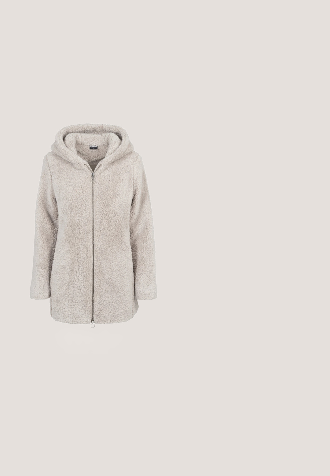 Chaqueta de forro polar sherpa de felpa gris claro, con mangas largas, cremallera completa delante y capucha adjunta, mostrada sobre fondo blanco.; Noisy May Half-Zip Fleece NMCOZY - Suéter de forro polar - eggnog; Top corto sin mangas de color beige con escote redondo alto, tela lisa y dobladillo recto, presentado sobre fondo blanco liso.; Pantalones cargo de pierna ancha en rosa claro, confeccionados en tela suave, con una cintura elástica y dos bolsillos laterales para mayor utilidad.; Zapatilla deportiva beige hecha de malla y material sintético. Presenta un logo blanco en el talón, suela texturizada y diseño de punta redonda.; Bolso cruzado de nylon beige con forma redondeada, cierre superior con cremallera y correa desmontable. Presenta un pequeño logotipo en el lateral.