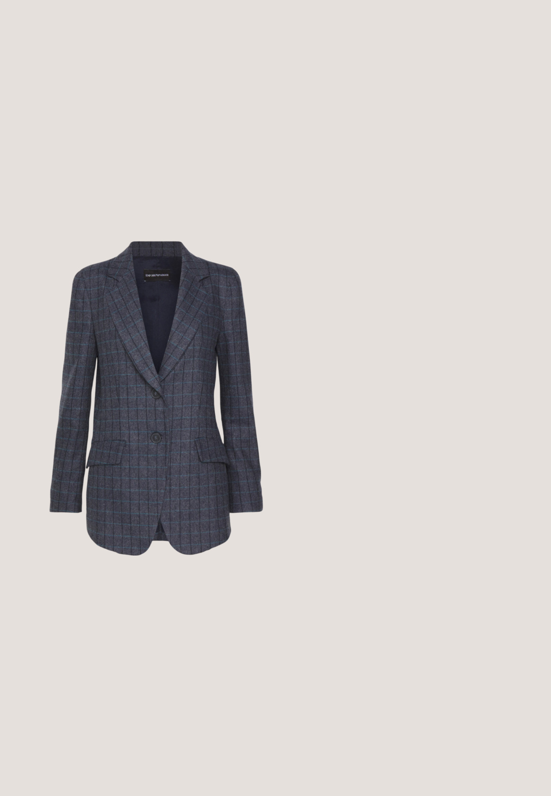 Emporio Armani GIACCA - Blejzer - blue; Biela bavlnená tričko s krátkymi rukávmi, okrúhlym výstrihom a voľným strihom. Hladká textúra bez viditeľných vzorov alebo akcentov.; Tmavomodré džínsy s priliehavým strihom, piatimi vreckami, svetlým vyblednutím na prednej strane a kovovými doplnkami na páse a vreckách.; Čierne kožené muly s špicatou špičkou a jedinečným kužeľovitým opätkom. Hladká textúra a minimalistický dizajn, otvorená zadná časť pre ľahké nosenie.; Čierna kožená kabelka s zakriveným tvarom a jedným uchom. Obsahuje zipsovú kapsu pripevnenú popruhom. Hladký povrch. Strieborné kovy.; Persée Paris SINGLE EARRING PIERCING CIRCLE - Jedna náušnica - yellow gold-coloured