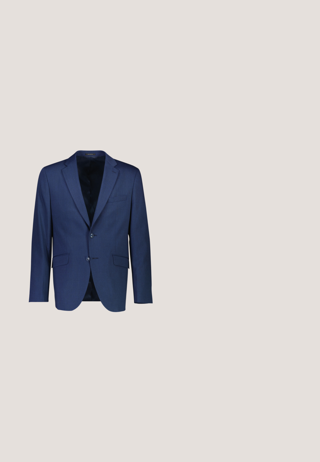 Lindbergh TECHNICAL STRETCH - Jakkesæt blazere - mid navy mel; Hvid skjorte med knaplukning, der har lodrette blå og brune striber, spredt krave og knapmanchetter med matchende stribede detaljer.; Mørkeblå dressbukser i en skræddersyet pasform, med flad front, bæltestropper og en enkelt knaplukning med en glat tekstur.; Brun lædersko til mænd med lukkede snørebånd, rundet tå og sort sål, vist i profil mod hvid baggrund.; Marineblå slips med et firkantet mønster i hvidt. Lavet af glat stof, med en spids ende og et slankt design.; Brun ruskindssnor med en glat sort læderinderside. Har en skinnende sølvfarvet rektangulær spænde og et fladt, klassisk design.