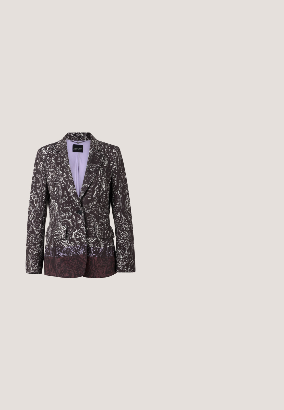 Getailleerde damesblazer met zwart-wit ingewikkeld paisleypatroon, enkelvoudige knoopsluiting en lavendelkleurige voering.; Rabanne Blouse - hairy/brown/black; Gouden paillette kokerrok met geplooide details aan de voorkant en achterkant, met een gestructureerd oppervlak en een zoom die naar de onderkant toe taps toeloopt.; Sandaal met hoge hak en meerkleurige glitterbandjes in regenboogvolgorde en een blauwe enkelband met zilveren gesp versierd met strass.; Handtasje in vintage stijl met een schelpmotief van goudkleurige en parelmoer kralen, voorzien van een zilverkleurig metalen frame en sluiting.; Sierlijke gouden broche met vier bloemvormen gemaakt van blauwe, groene en heldere geslepen edelstenen, gerangschikt in een symmetrisch patroon.