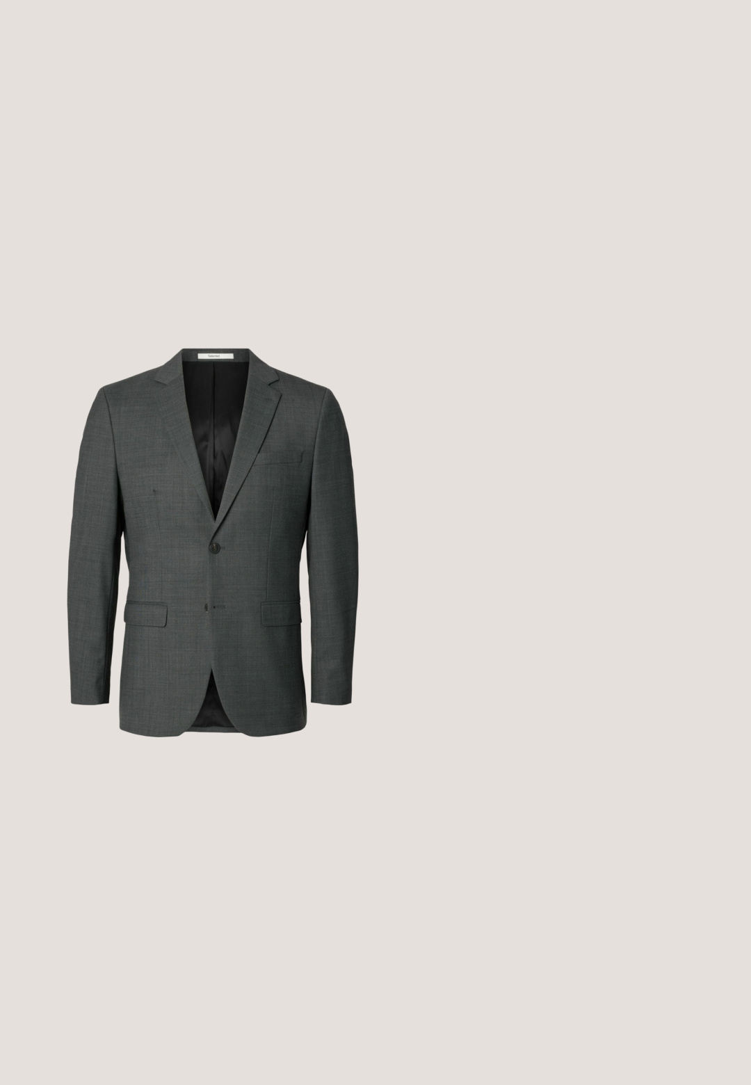 Donkergrijs herencolbert met inkeping revers, twee voorzakken met klep, eenknops sluiting en zwarte binnenvoering.; Witte overhemd met een button-down kraag, lange mouwen en een knoopsluiting aan de voorkant. De stof lijkt soepel met een lichte glans.; Grijze sweatshirtstof met een zachte textuur, voorzien van een elastische tailleband en subtiele stikdetails. Close-up van het materiaal.; Zwarte leren herenloafer met gestikte details, lage gestapelde hak en een smalle band over de bovenzijde, zijaanzicht op een witte achtergrond.; Zwarte leren aktetas met handvat aan de bovenkant, voorsluiting met slot en afneembare schouderriem tegen een witte achtergrond.; Zwarte leren riem met een rechthoekige zilveren gesp met de gravure "ALLSAINTS", opgerold en getoond tegen een witte achtergrond.