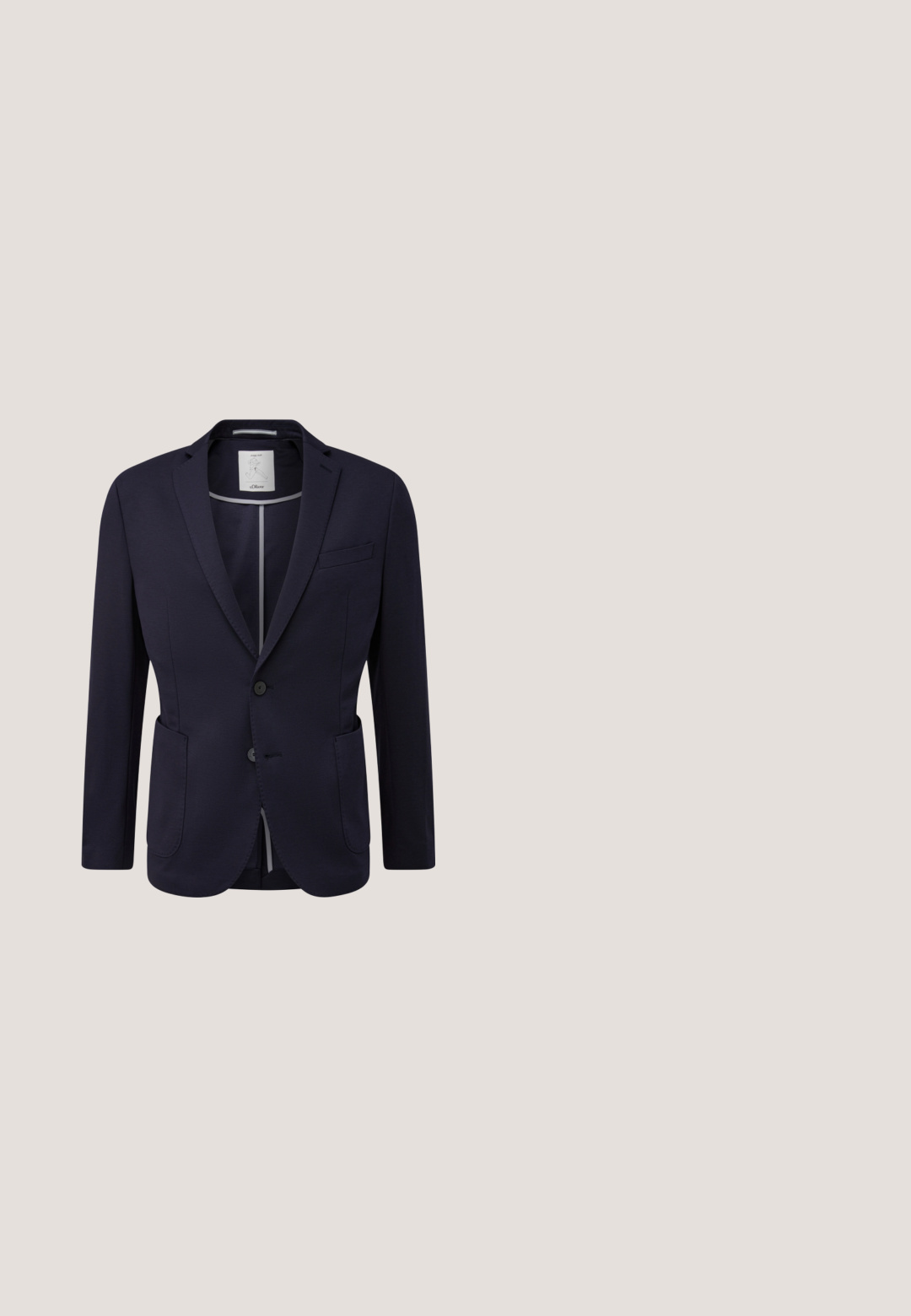 Blazer navy hecho de una tela suave, con un diseño de un solo botón, dos bolsillos frontales y solapa con muesca con cierre de botón.; Camisa de vestir para hombre de manga larga en azul claro con cierre de botones en la parte delantera y cuello puntiagudo sobre fondo blanco.; Lindbergh PANTS - Pantalones - brown; Zapato de vestir para hombre de cuero marrón con cordones negros y tacón bajo, mostrado de perfil sobre un fondo neutro.; Corbata azul con patrón de cachemira en azul claro y blanco, desplegada sobre un fondo blanco.; Cinturón de cuero marrón con una textura suave, que presenta una hebilla de metal plateado y un diseño minimalista. El cinturón tiene un extremo redondeado y costuras precisas.