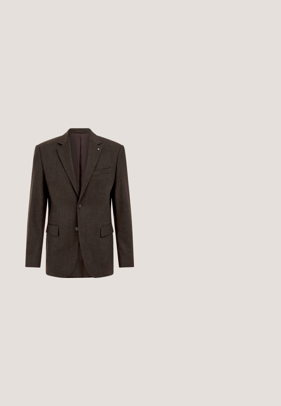 Blazer marrón oscuro hecho de tejido texturizado, diseño de un solo botonadura con dos botones, cuello con solapa y dos bolsillos frontales.; Camisa negra de manga larga con botonadura, cuello clásico y puños, mostrada extendida sobre un fondo blanco.; Pantalones de pana marrones con corte recto, que presentan pliegues frontales, dos bolsillos laterales y una textura suave. Adecuados para uso casual.; Zapato de vestir de cuero marrón con punta redondeada, diseño de bajo perfil y cinco ojetes para los cordones. Textura suave con un acabado brillante.; Corbata marrón oscuro con líneas diagonales de rejilla beige claro sobre un fondo liso y claro.; Cinturón de cuero marrón con un acabado brillante, hebilla de metal plateado y una textura suave. Cuenta con un lazo para asegurar la correa.