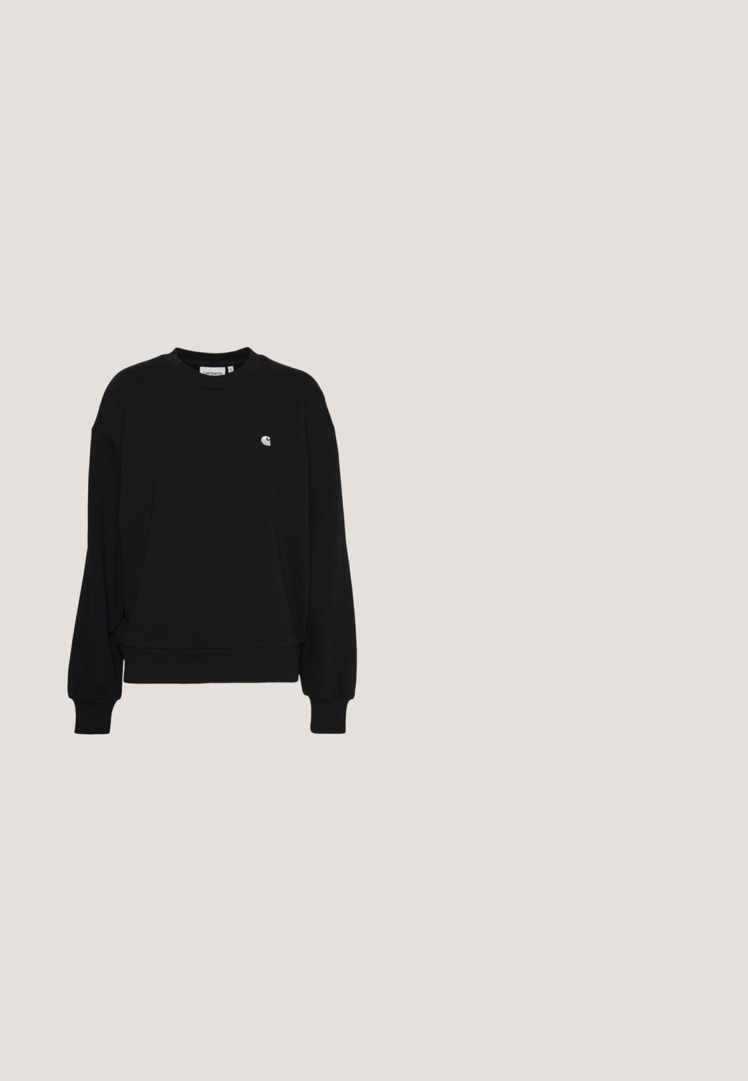 Sort bomulds sweatshirt med rund hals, drop shoulders og et lille broderet logo på brystet. Har ribbede ærmer og forneden.; Ærmeløs ribstrikket tanktop i afdæmpet teal med firkantet udskæring og hvidt Dickies-logo centreret på brystet.; Mintgrønne sweatpants med elastisk talje, snoretræk og ribstrikkede manchetter. Har et lille hvidt Nike-logo på venstre lår.; Sort Nike Air sko med blank finish, justerbare Velcro-stropper og udskæringsdesign på siderne, set fra siden på en ensfarvet baggrund.; Olivengrøn quiltet læder skuldertaske med et rektangulært gyldent logoemblem og justerbare stropper med spænder.; Sølv hoops med en bølget, uregelmæssig tekstur. Har en tynd, cirkulær form og en reflekterende finish.