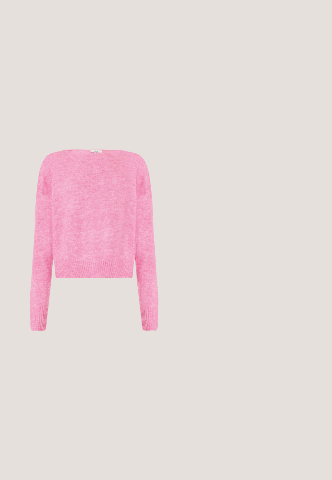 Lyserød strikket cropped sweater med lange ærmer, en rund halsudskæring og ribbede manchetter og kant. Blød tekstur med en let fnugget finish.; ONLY ONLSANIA LOW WAISTED PANT - Bukser - black; Sort Chelsea-støvle lavet af læder og elastisk stof, med en kraftig gummisål med fremtrædende mønster og trækflapper for nem påtagning.; Et par rektangulære solbriller med lyseblå gennemsigtige stel og mørkegrå linser, der har lige templer og minimale hardware detaljer.; Sorte og sølv håndtaske med en tekstureret overflade, der har et diamantmønster, en knyttet håndtag og en struktureret form.; Sølv hoop øreringe med et kors og hjerte charm. Glat, skinnende tekstur med en poleret finish. Hver charm hænger fra en sikker løkke.