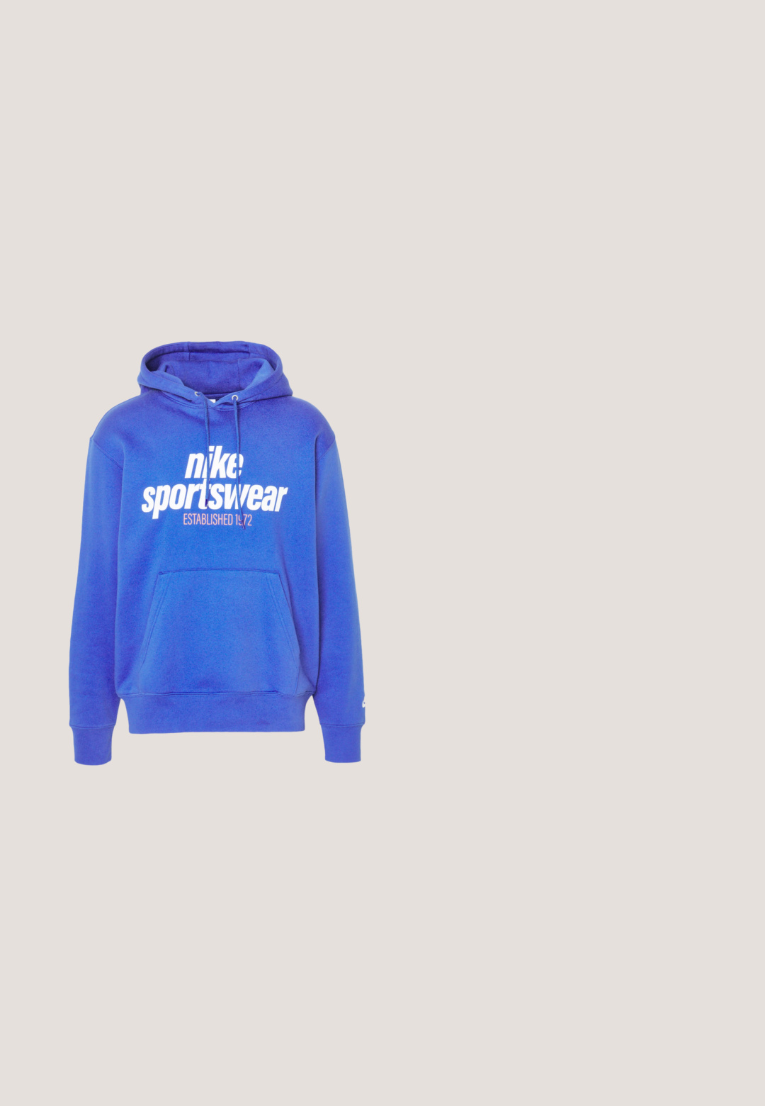 Sudadera de color azul real con bolsillo tipo canguro, capucha ajustable y logo blanco de "nike sportswear ESTABLISHED 1972" en la parte frontal. Material de algodón.; Camiseta de algodón azul con un diseño gráfico circular y colorido que presenta formas geométricas y un destacado logo en forma de swoosh en amarillo.; Pantalones cortos deportivos azules con cintura elástica y cordón. Presenta bolsillos laterales, una textura suave y un logo de Nike en negro con puntos.; Zapatilla deportiva azul con parte superior texturizada, suela negra y cordones. Presenta la marca "air" en la lengüeta y elementos de amortiguación de aire visibles.; Arnette Gafas de sol - rubber navy; Bolso cruzado de tela azul con bolsillo frontal de malla negra, parche con logo y correa ajustable. Cuenta con un cierre de cremallera y materiales duraderos.