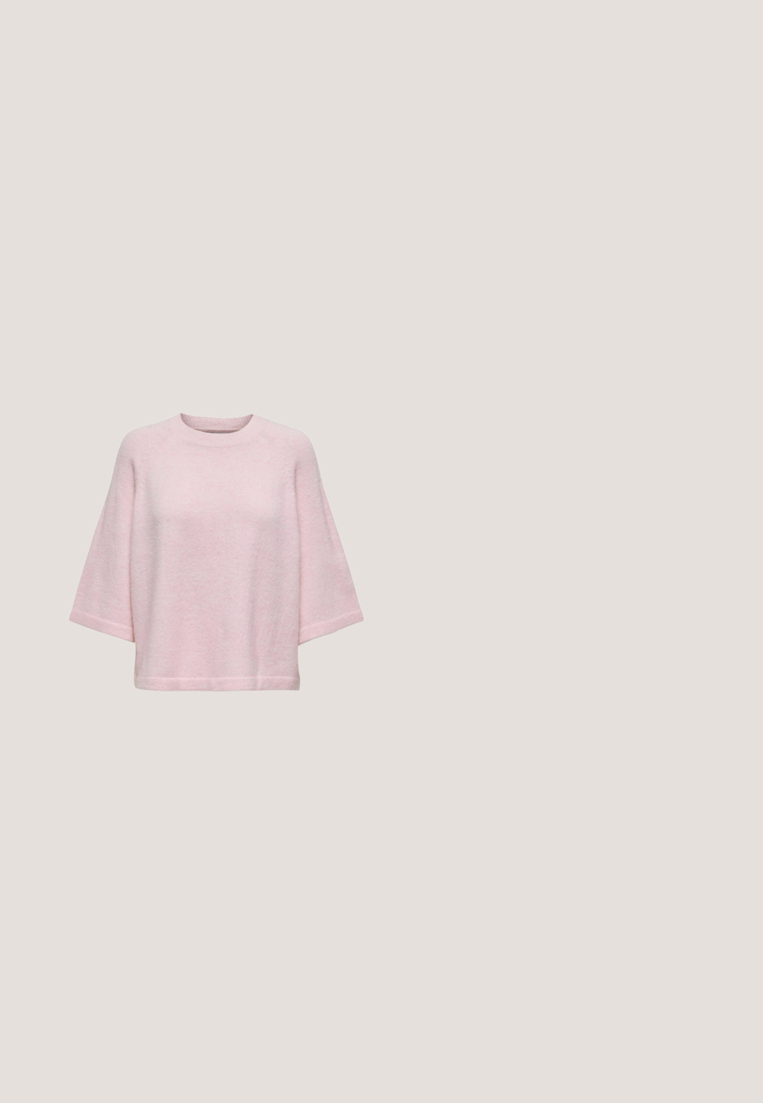 ONLY ONLSIMONI 3/4 PULLOVER KNT NOOS - Strickpullover - potpourri; Rosa Kordjacke mit langen Ärmeln, zwei Brusttaschen und braunen Knöpfen. Sie verfügt über einen klassischen Kragen und einen strukturierten, gerippten Stoff.; Hellblaue Jeans mit weitem Bein, hoher Taille und asymmetrischem Doppelknopfverschluss vorne.; Rosa Wildleder-Sneaker mit kastanienbraunen Streifen und brauner Sohle, die über einer hölzernen und kieseligen Außenfläche schwebt, mit unscharfem Grün im Hintergrund.; Braune Wildleder-Schultertasche mit einem einzelnen Träger, gebogenem oberen Reißverschluss und kleinem goldfarbenem Logodetail vorne in der Mitte.; Zwei Paare goldfarbener geometrischer Creolen auf einer schlichten weißen Oberfläche, ein Paar quadratisch und massiv, ein Paar rechteckig und hohl.