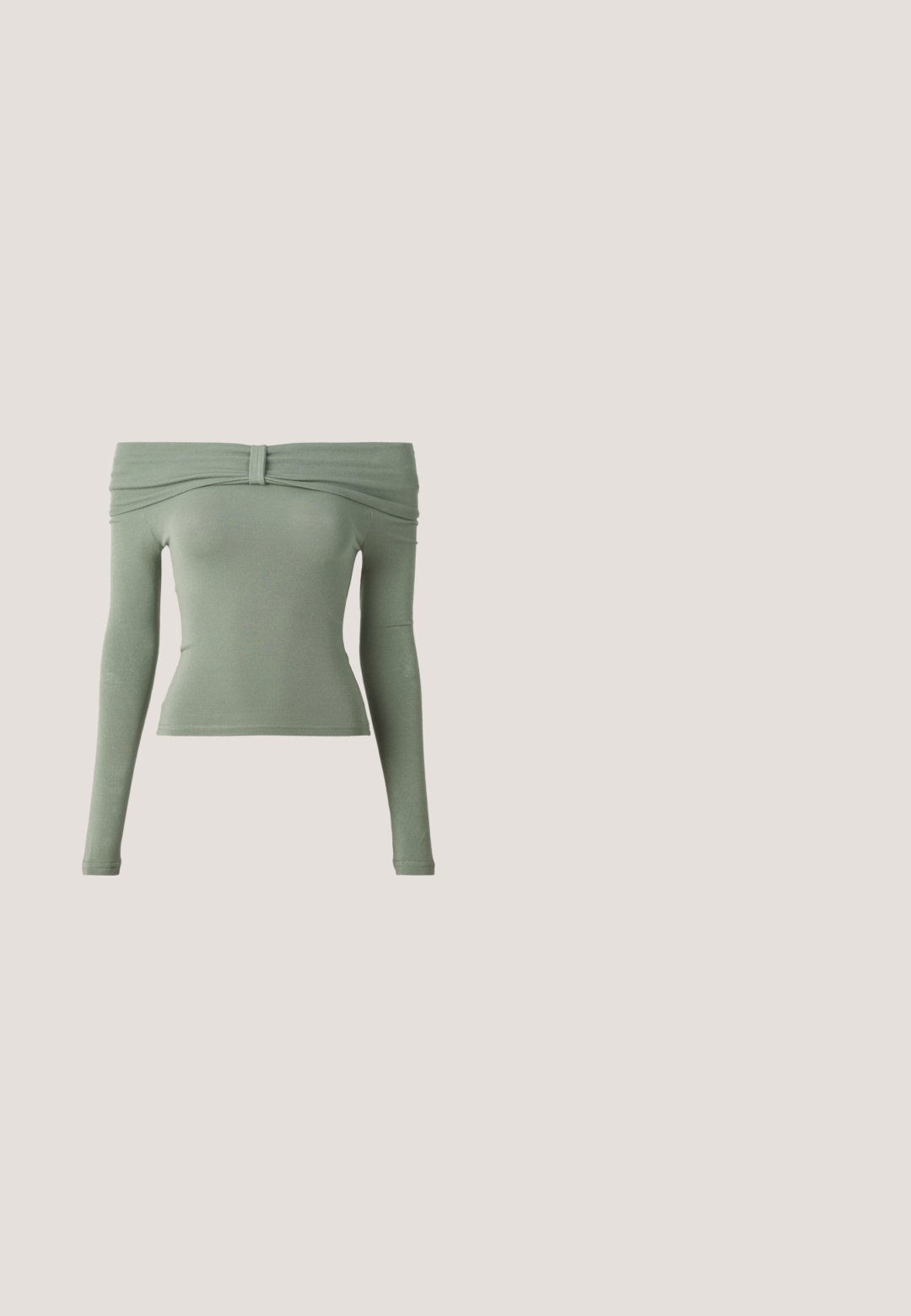 Haut à manches longues, décolleté asymétrique en tissu doux et extensible, avec un détail noué au niveau du col, de couleur vert pastel.; Mini-jupe noire en tissu doux, dotée de fronces sur les côtés et de liens à l'ourlet. Texture lisse avec une silhouette ajustée.; Jambes vêtues d’un pantalon slim noir avec des fentes à l’avant de l’ourlet, assorties à des chaussures plates Mary Jane noires avec une petite bride à boucle.; Lunettes noires angulaires avec des verres gris ; fabriquées en plastique, avec des branches épaisses à la surface lisse et sans matériel visible.; Pieces PCALUANA SHOULDER BAG - Sac à main - black; Boucles d'oreilles en argent avec une finition polie, présentant une forme circulaire et une fermeture à charnière. Texture lisse avec un minimum de détails.