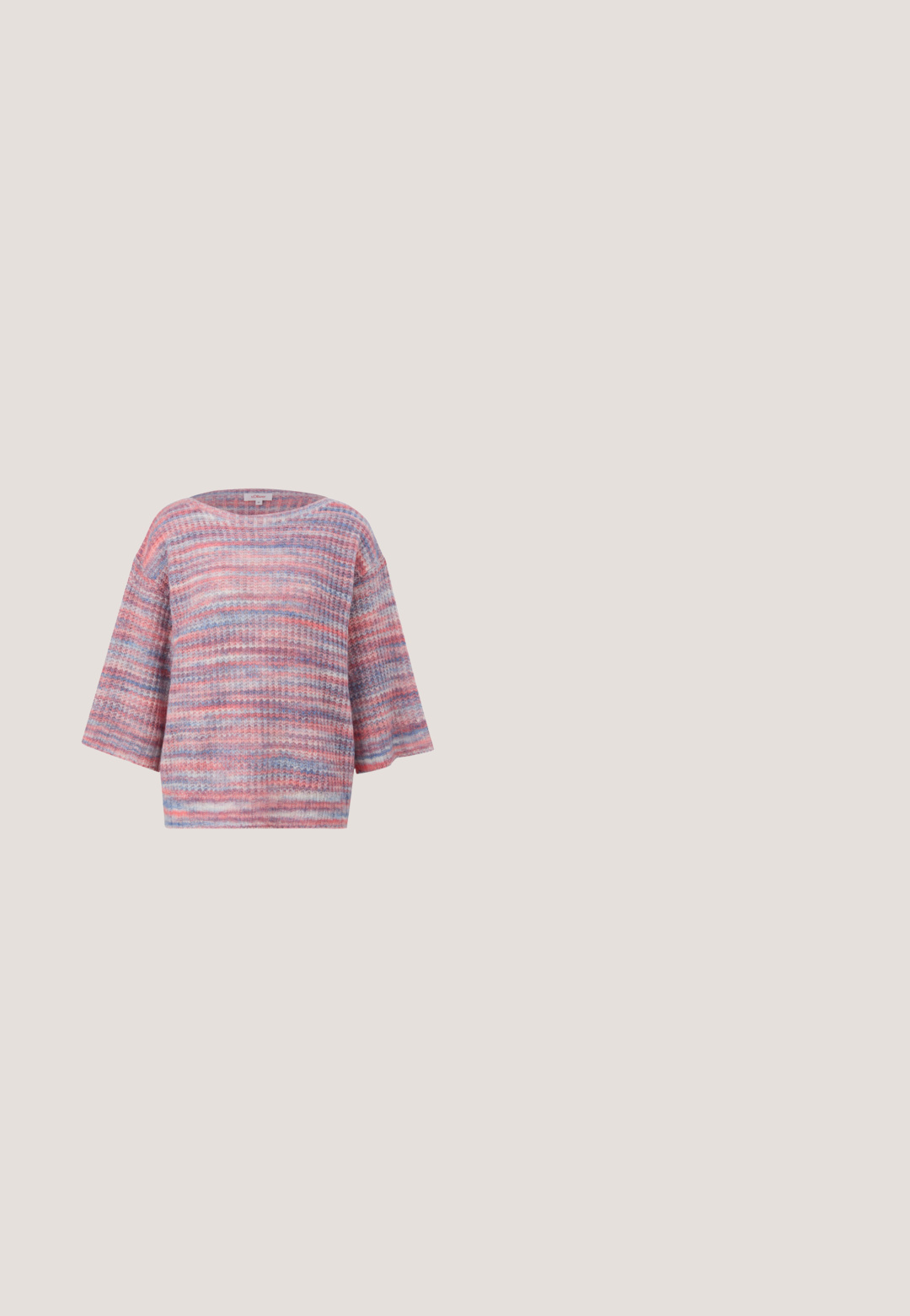 Gestreifter Pulli in Pink und Lila mit weitem Ausschnitt, kurzen Ärmeln und lockerer Passform. Die Textur ist weich und leicht durchsichtig.; Rosa Kordjacke mit langen Ärmeln, zwei Brusttaschen und braunen Knöpfen. Sie verfügt über einen klassischen Kragen und einen strukturierten, gerippten Stoff.; Weit geschnittene, hoch taillierte Hose in pastellrosa mit vorderen Taschen, Gürtelschlaufen und silbernem Knopfverschluss.; Sneaker mit einer cremefarbenen Oberpartie, Akzenten in Taupe und zartem Rosa, dicke weiße Sohle und einer strukturierten Stoffauskleidung für zusätzlichen Komfort.; Beige Ledertasche mit einem einzigen dünnen Riemen, genähten Kanten und einem dezenten, eingeprägten Logo nahe der unteren Mitte.; Armband aus Roségold mit einem Gliederketten-Design, das einen Verschluss sowie eine verstellbare Kettenverlängerung für unterschiedliche Größen umfasst. Glatte, glänzende Oberfläche.