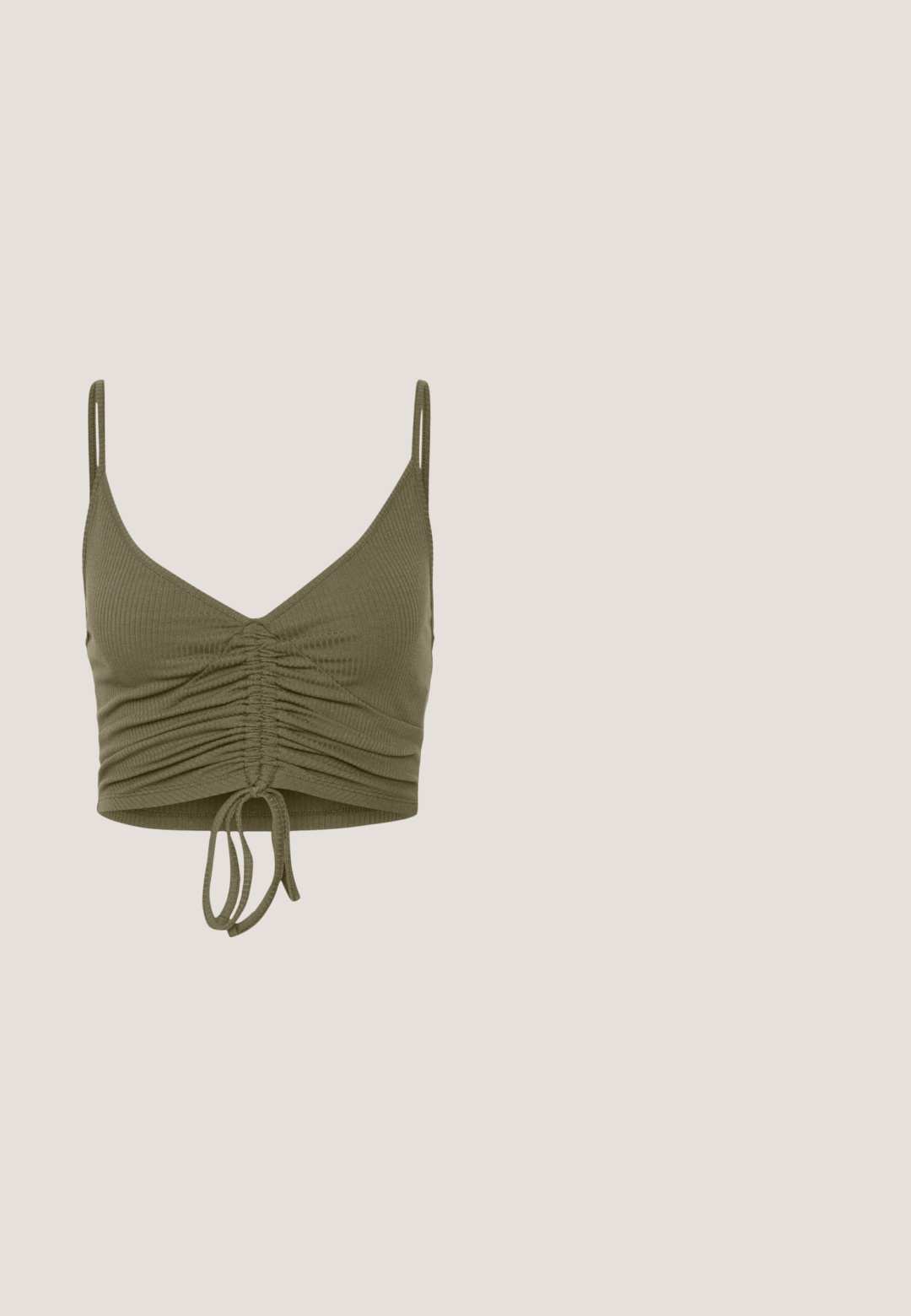 Even&Odd Top - olive; Jeggings de mezclilla azul oscuro con una alta cintura, corte ajustado y un desvanecimiento sutil. Incluyen bolsillos frontales y una textura suave y lisa.; Botas de tobillo negras hechas de cuero suave, con paneles laterales elásticos, punta cuadrada y tacón grueso. Presenta tiradores de marca amarillos.; Bolso tote de cuero negro con textura suave, cuerpo redondeado y una sola correa de hombro con un acento de hardware dorado circular.; sweet deluxe CATHERINE - Collar - gold-coloured/weiß; Cinturón de cuero negro con hebilla de metal dorado en forma de gota irregular, enrollado sobre un fondo blanco.