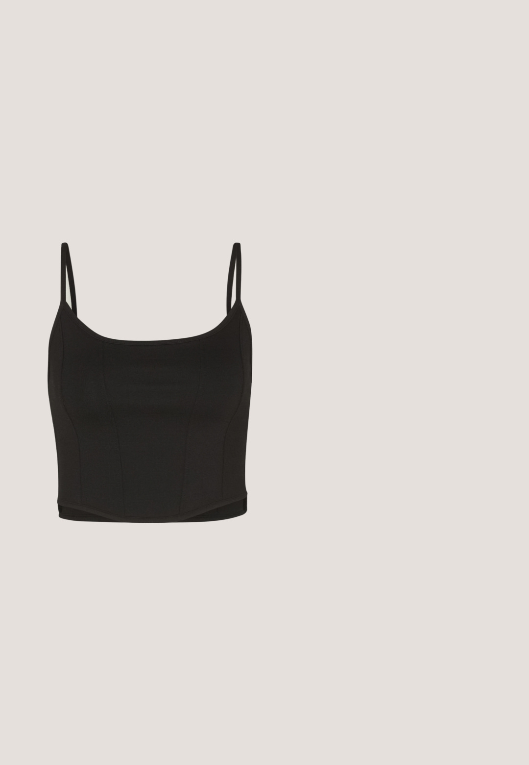 Even&Odd by Zalando Top - black; Zwarte wijde broek met beige vredestekenpatronen, voorzien van een knoopsluiting en geplooide voorkant. Soepele stofstructuur.; Zwarte leren enkelboot met een gestructureerd oppervlak, ronde neus, vetersluiting, gele stiksels en een dikke, geribbelde zwarte plateauzool.; Zwarte zonnebril met grijze lenzen, versierd met een rasterpatroon van kleine metalen strass-steentjes langs het montuur. Gladde afwerking, hoekig ontwerp.; Zwarte handtas van gestructureerd leer, met een debossed logo ontwerp, enkele ketting en afneembare schouderriem, met een ritsluiting.; Zilveren hoepel oorbellen met een golvende, onregelmatige textuur. Kenmerken een dunne, ronde vorm en een reflecterende afwerking.