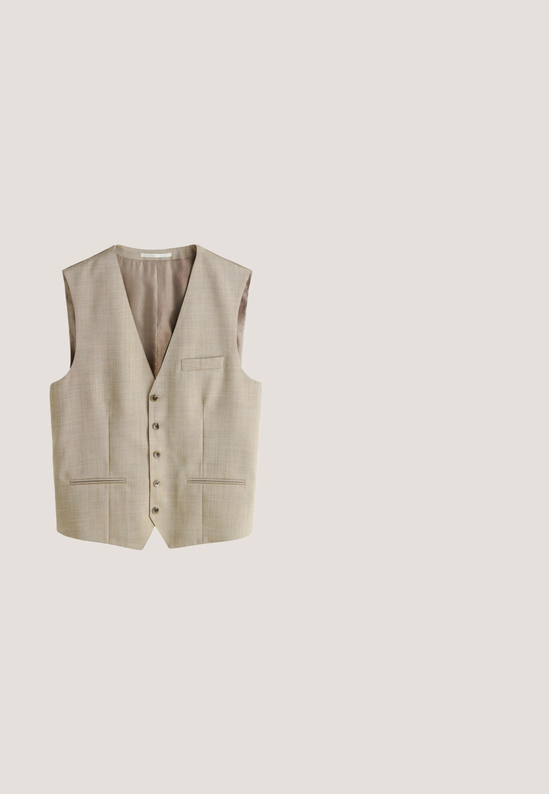 Beige vest med en glat tekstur, v-udskæring, seks knapper og to forlommer foran. Foret inderside med et subtilt diamantmønster.; Langærmet cremefarvet skjorte med tynde lodrette sorte striber, knapper foran og klassisk krave, lagt fladt på en hvid baggrund.; Beige bomulds chinos med lige pasform, bæltestropper, en enkelt frontknap og en glat, utextureret overflade. Ingen lommer er synlige.; Next REGULAR FIT - Espadrilles - grey; Sorte firkantede solbriller med mørke linser, en tyk ramme og sølvdetaljer på stængerne. Logo indgraveret på siden.; Floris van Bommel Bælter - brown
