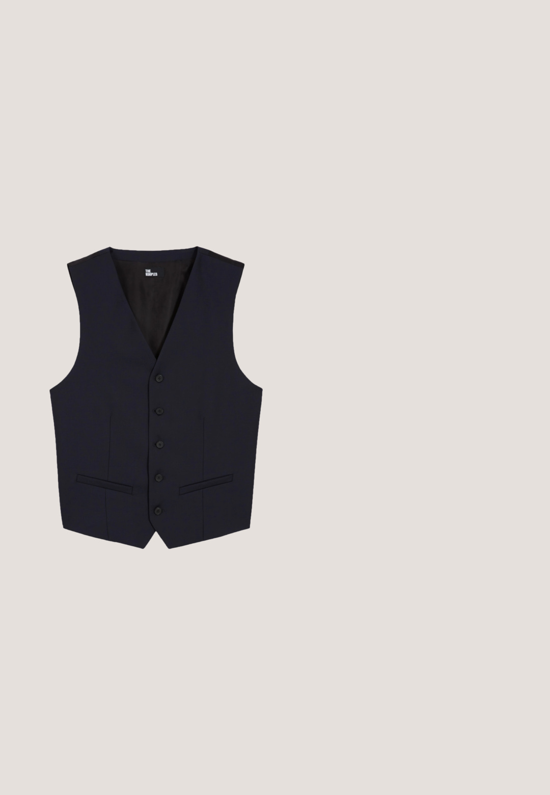 The Kooples Vest - dark navy; Lys blå langærmet skjorte med knapper og hvide lodrette striber, en forlommes på venstre side og en klassisk krave.; Mørkeblå skræddersyede bukser med flad front, slim fit, sidelommer og en glat tekstur; ingen synlige mønstre eller dekorative elementer.; Sorte læderdressko med en glansfuld finish, rund tå, snørebåndsdesign og en holdbar, flad sål.; Brunt slips med et gentagende mønster af beige blomster- og geometriske motiver på en tekstureret stofbaggrund.; Sort læderbælte med tekstureret rektangulært metalspænde og to justerbare huller, vist rullet sammen med beige indvendigt for.