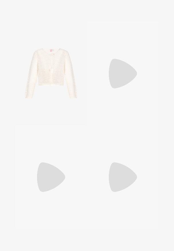 Cárdigan blanco de punto con mangas largas, abertura frontal, diseño texturizado y cierre de botones florales. Estilo ligero y corto.; Vestido largo y ligero con un patrón floral en verde azulado y blanco. Presenta un escote alto, mangas largas y un dobladillo decorativo dorado.; Botín de ante marrón con punta redondeada, caña corta y un acabado ligeramente desgastado. Presenta un interior verde y una suela de madera.; Bolso redondo trenzado en paja natural con un acabado texturizado. Presenta una correa de cuero marrón suave y un asa circular.