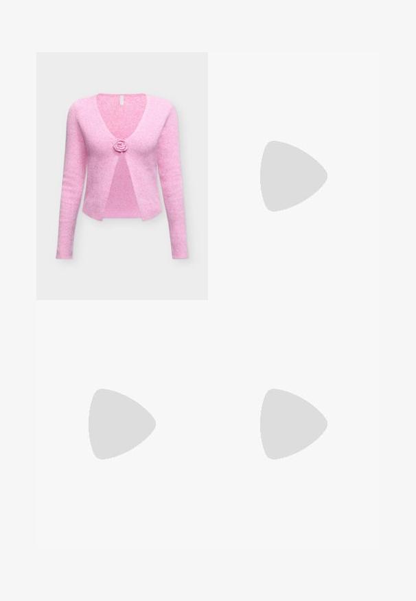 Zachte roze gebreide cardigan met lange mouwen, diepe V-hals en een enkele bloemvormige knoopsluiting middenvoor.; Roze blouse met lange, uitlopende mouwen en een V-hals. Gemaakt van lichtgewicht stof met een gladde textuur en een ontspannen pasvorm.; Licht mintgroene broek met een rechte pasvorm, voorzien van een knoopsluiting en nette plooien, gemaakt van een gladde, lichte stof.; Roze leren ballerina met een puntige neus, gladde textuur, minimale accenten en een effen lichtbruine zool. Eenvoudig ontwerp, zonder versieringen.