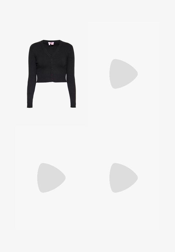 Zwarte geribde, korte gebreide cardigan met lange mouwen, V-hals en vijf knopen aan de voorkant, maat small.; Zwarte A-lijn jurk met korte mouwen, witte polkadots, keyhole-halslijn en strikdetail bij de kraag.; Zwarte gepatineerde slingback hakken met een spitse neus, voorzien van een unieke geometrische blokhak en een gladde textuur. Verstelbare band voor ondersteuning.; Zwarte gepatenteerde leren handtas met een gestructureerd ontwerp, voorzien van een bovenhandvat, gouden hardwareaccenten en een kleine klep aan de voorkant.