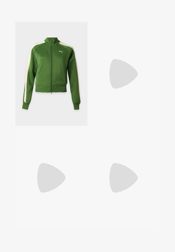 Grøn trackjakke med lynlås med cremefarvede striber på ærmerne og et hvidt Puma-logo på venstre bryst, vist mod en ensfarvet baggrund.; Tealgrøn ærmeløs atletisk tanktop med racerback-design og lille sort Puma-logo på øverste venstre bryst.; Sort brede bukser lavet af letvægtsmateriale, der har teksturerede mønstre på siderne og lynlåsåbninger ved kanten.; Sorte atletiske sko i mesh og læder, med et hvidt Puma-logo, elastiske snørebånd og en struktureret gummisål.