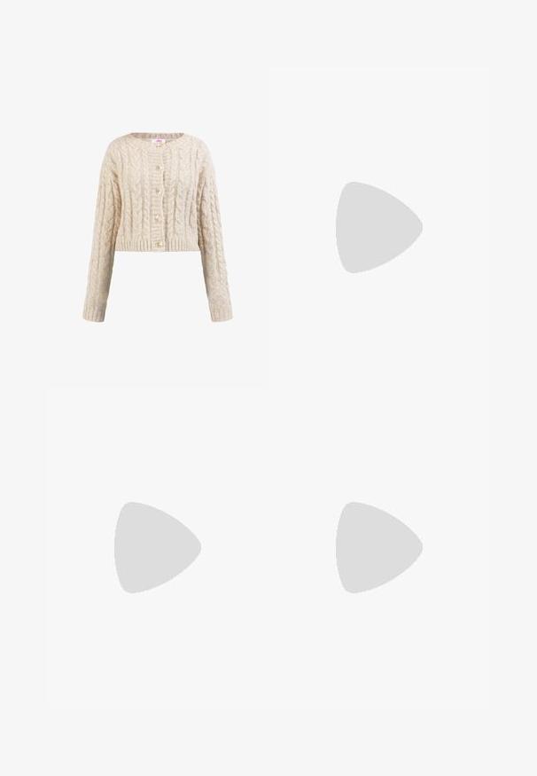 Beige gebreid vest met kabelpatronen, ronde hals, lange mouwen, geribde manchetten en vijf bijpassende knopen aan de voorkant.; Even&Odd Jurk - green/pink; Bruine suède enkellaars met een spitse neus en een gestapelde hak. Gladde textuur met een zijrits voor de sluiting. Klassiek ontwerp en vorm.; Geweven beige strooien tas met gevlochten groene en zwarte handvatten en een kleurrijke rechthoekige patch aan de voorkant.