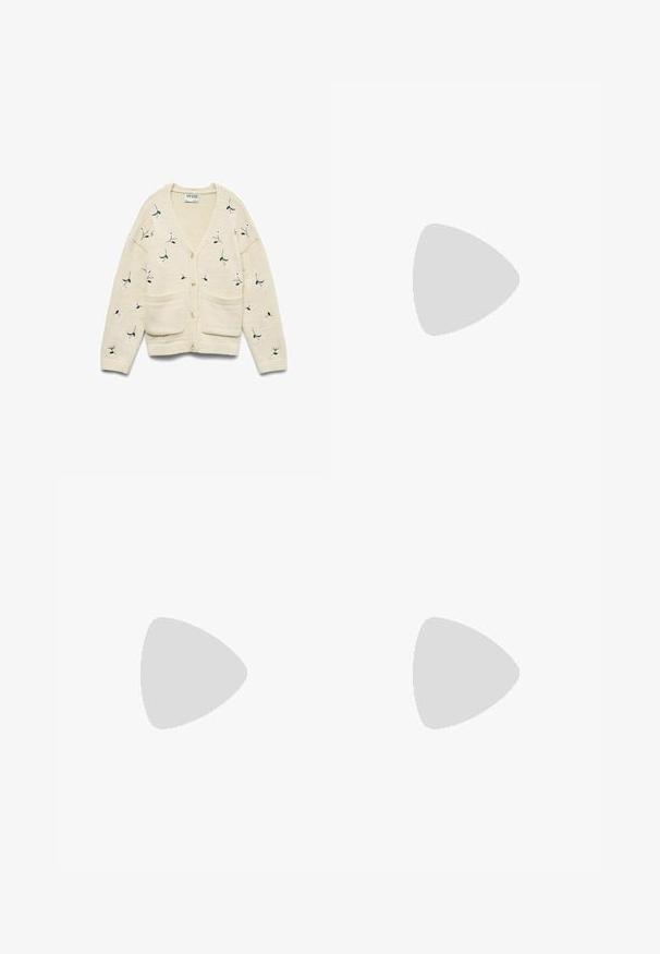 Cremefarbener Cardigan mit V-Ausschnitt, vier Knöpfen, zwei Fronttaschen und floraler Stickerei in Pink und Grün auf dem Stoff.; Schwarzes ärmelloses Oberteil aus leichtem Stoff. Hat einen runden Ausschnitt und einen geraden Saum. Das Etikett trägt die Aufschrift "Saint" mit Größenangabe.; Weite Jeans aus dunkelblauem Denim mit hoher Taille, vorderem Knopfverschluss und zwei vorderen Taschen. Glatte Textur mit minimaler Naht.; Braune Wildlederschlupfschuhe mit einer dicken, strukturierten Sohle, die eine kunstvolle gelbe und braune Stickerei entlang des oberen Randes aufweisen.