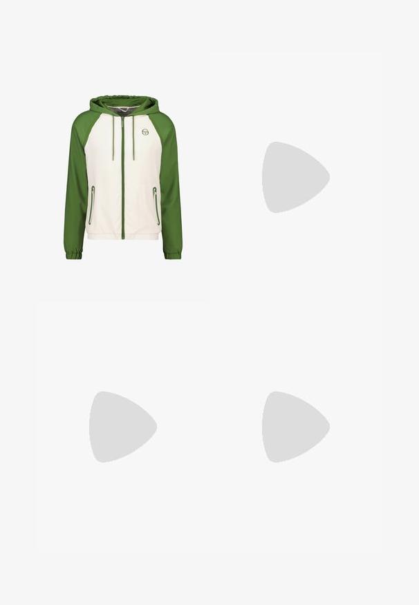 Kapuzenshirt mit weißem Körper und grünen Ärmeln, durchgehendem Reißverschluss auf der Vorderseite, zwei seitlichen Reißverschlusstaschen und elastischen Bündchen. Glatte Stoffoberfläche.; Lacoste T-Shirt print - white; Grüne Jogginghose aus weichem Stoff, mit elastischem Bund, schmal zulaufenden Beinen und glatter Textur. Keine sichtbaren Muster oder Akzente.; Weiße Sportschuhe mit grauen Akzenten, Obermaterial aus Mesh und Synthetik, Schnürdesign und rutschfester Gummisohle mit Strukturmustern.