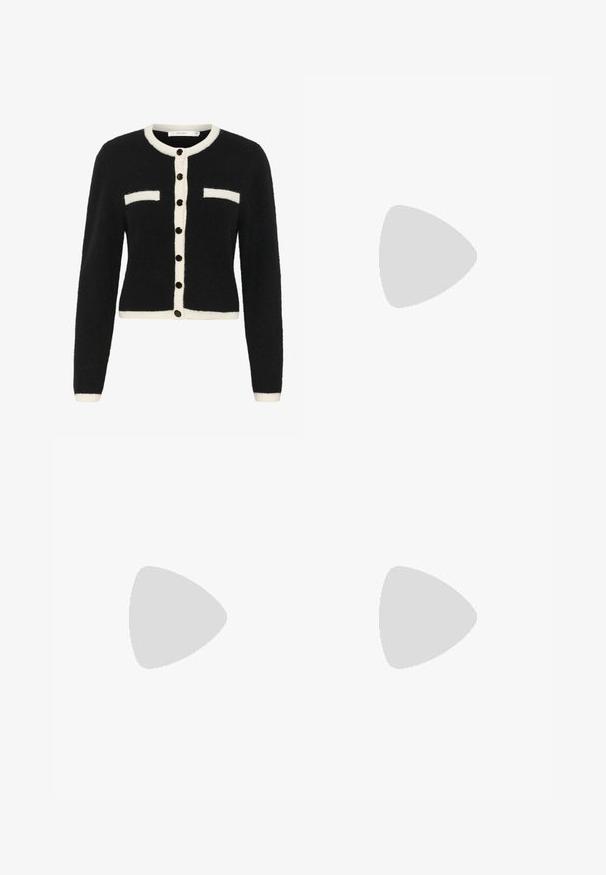 Schwarze, flauschige Strickjacke mit einer weißen Knopfleiste und Taschenakzenten. Verfügt über schwarze Knöpfe und ein cropped Design mit langen Ärmeln.; Weiße Bluse mit kurzen Ärmeln, rundem Ausschnitt und einem zentralen vertikalen Nahtdetail vorne.; Schwarzer Wollrock mit strukturierter Gestaltung, der eine glatte Textur und klare Linien aufweist. Mittellang, A-Linie-Form, keine sichtbaren Verschlüsse.; Schwarzer Slingback-Highheel mit einer spitzen Zehe, glattem Ledertextur und einem goldfarbenen Schnallendetail am Riemen.
