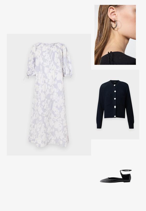 Marineblå ribstrikket cardigan med lange ærmer, rund halsudskæring og fem hvide knapper. Har to forlommer og tekstureret strikkedesign.; Lys blå blomsterkjole i et blødt stof med pufærmer, en rynket halsudskæring og snørelukninger.; Sort spids flad sko med lukket hæl og tynd ankelrem med spænde på hvid baggrund.; Sølv hoop ørestik med en poleret overflade, prydet med små guld accenter og en rund form, båret på øreflippen.