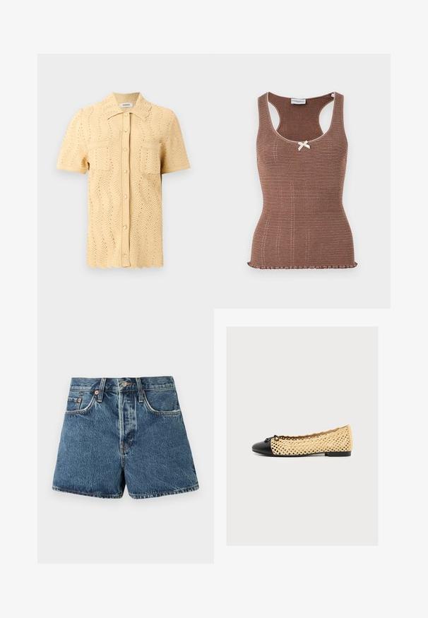Beige strikket bluse med korte ærmer og zigzag-mønster, frontknapper, to brystlommer, klassisk krave og bølget kant.; Brun ribbet tanktop med hvid kant og en lille sløjfe i midten. Har et tætsiddende design og en bølget kant.; Denimshorts i mellemblå med høj talje, fem lommer, kontrasterende syninger og lukning med metalknap. Struktureret stof med en let falming.; Beige vævet flad sko med sort lukket tåhætte og lille dekorativ sløjfe på toppen, lav sort sål, sidevisning på ensfarvet baggrund.