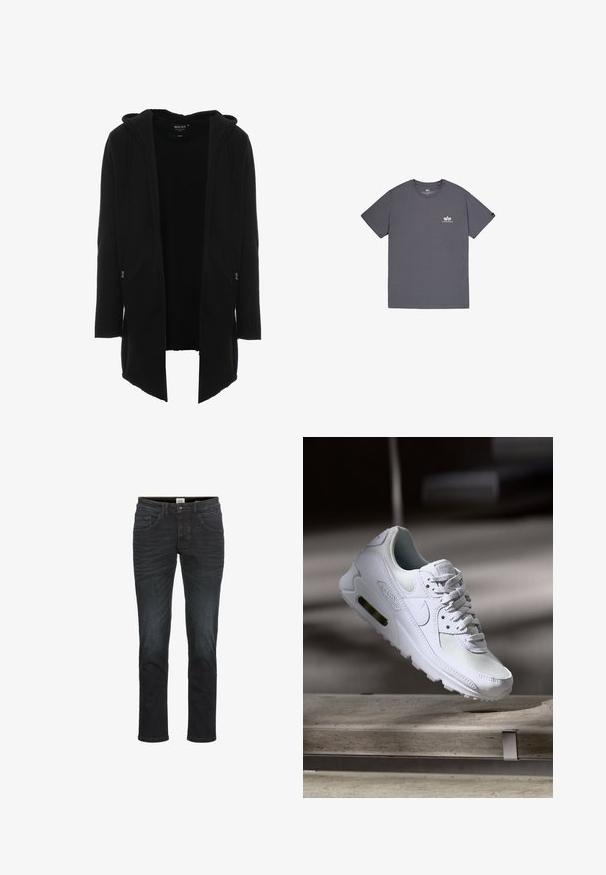 Sort hættejakke i lang model lavet af blødt stof. Har en afslappet pasform, lynlåslommer foran og et åbent frontdesign for nem påklædning.; Grå bomulds T-shirt med korte ærmer, rund hals og et lille logo trykt på brystet. Glat tekstur, afslappet pasform.; Slim-fit jeans i mørk denimvask, med fem lommer, bæltestropper og lynlås. Glat tekstur med minimal fading og syningsdetaljer.; Hvide Nike Air Max 90 sneakers med en overdel i mesh og læder, perforeret tåboks og en synlig luftenhed i hælen.