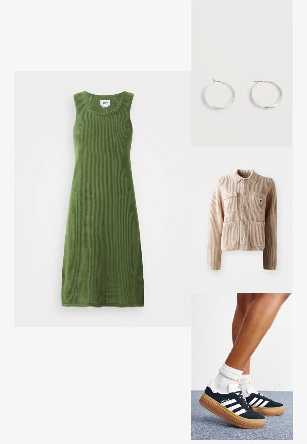 Veste en tricot côtelé beige avec un col, deux poches poitrine et des boutons argentés. Présente un tissu texturé et un patch logo sur la poche.; Robe sans manches en maille de couleur olive avec une texture côtelée, dotée d'un col rond et de fentes latérales pour plus de liberté de mouvement.; Jambes portant des chaussettes blanches et des baskets Adidas Gazelle noires avec des bandes blanches et des semelles épaisses marron sur un sol recouvert de moquette grise.; Boucles d’oreilles créoles en métal argenté avec une surface lisse légèrement incurvée et des fermoirs à clapet sur un fond blanc uni.