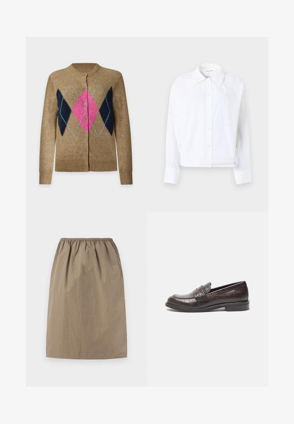 Brun knappet cardigan med lange ærmer og et argylemønster med pink og mørkeblå diamanter på forsiden.; Hvid skjorte med knapper, krave, lange ærmer og cropped design. Fremstillet af letvægtsstof med subtil tekstur og sidesømme.; Beige knælængde nederdel med elastik i taljen og lige kant, lavet af letvægtsstof.; Mørkebrune læder loafers med krokodilletekstur, lav hæl og syede detaljer foran for ekstra design.